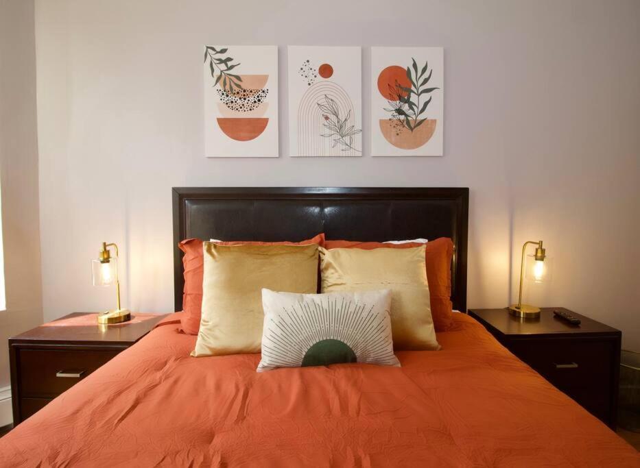 Tuk Ahoy - Sunset 2b With Shared Spaces New York