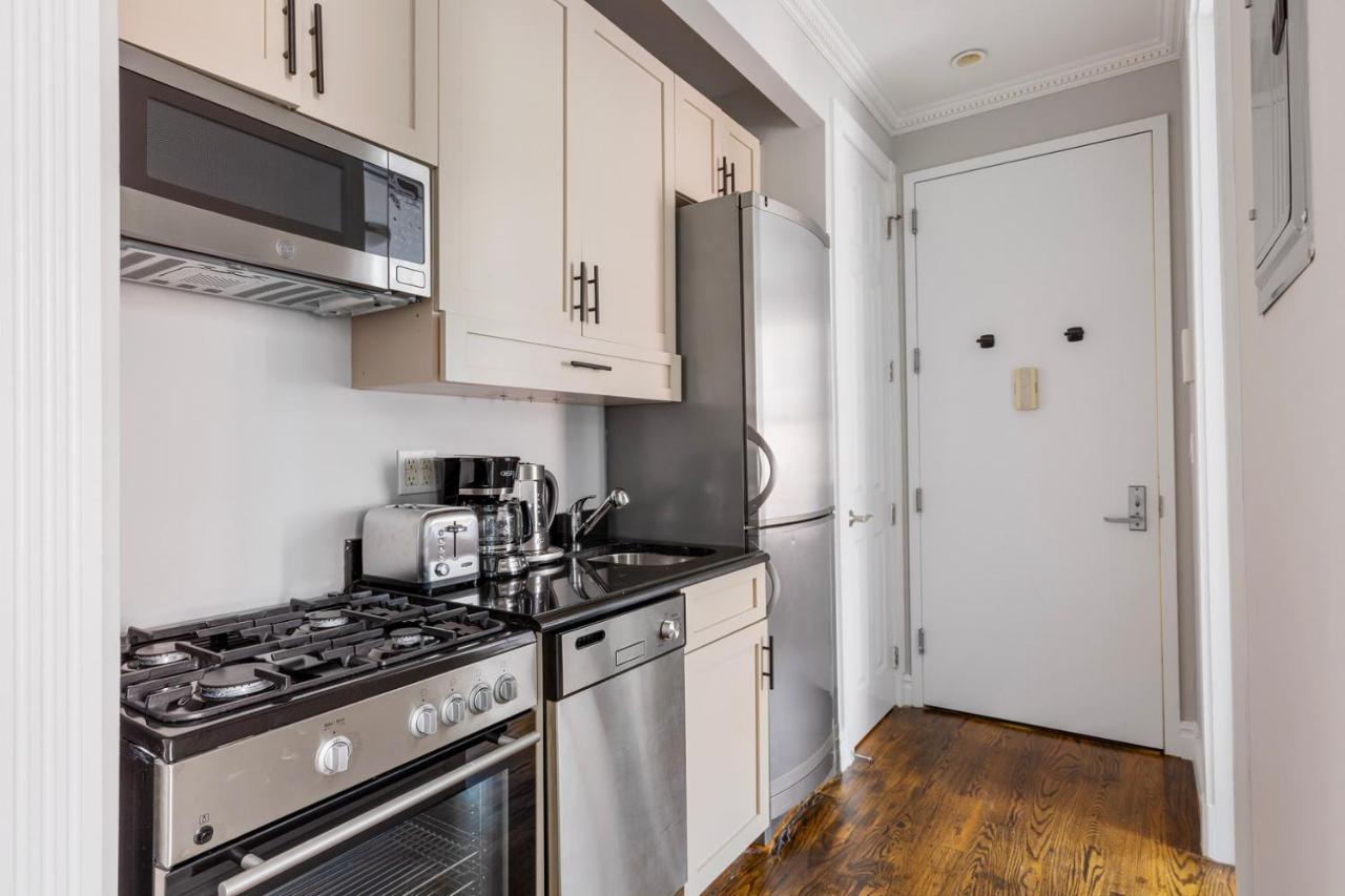 Appartement East Village 2br W Wd Nr Groceries Shops Nyc-1235 New York