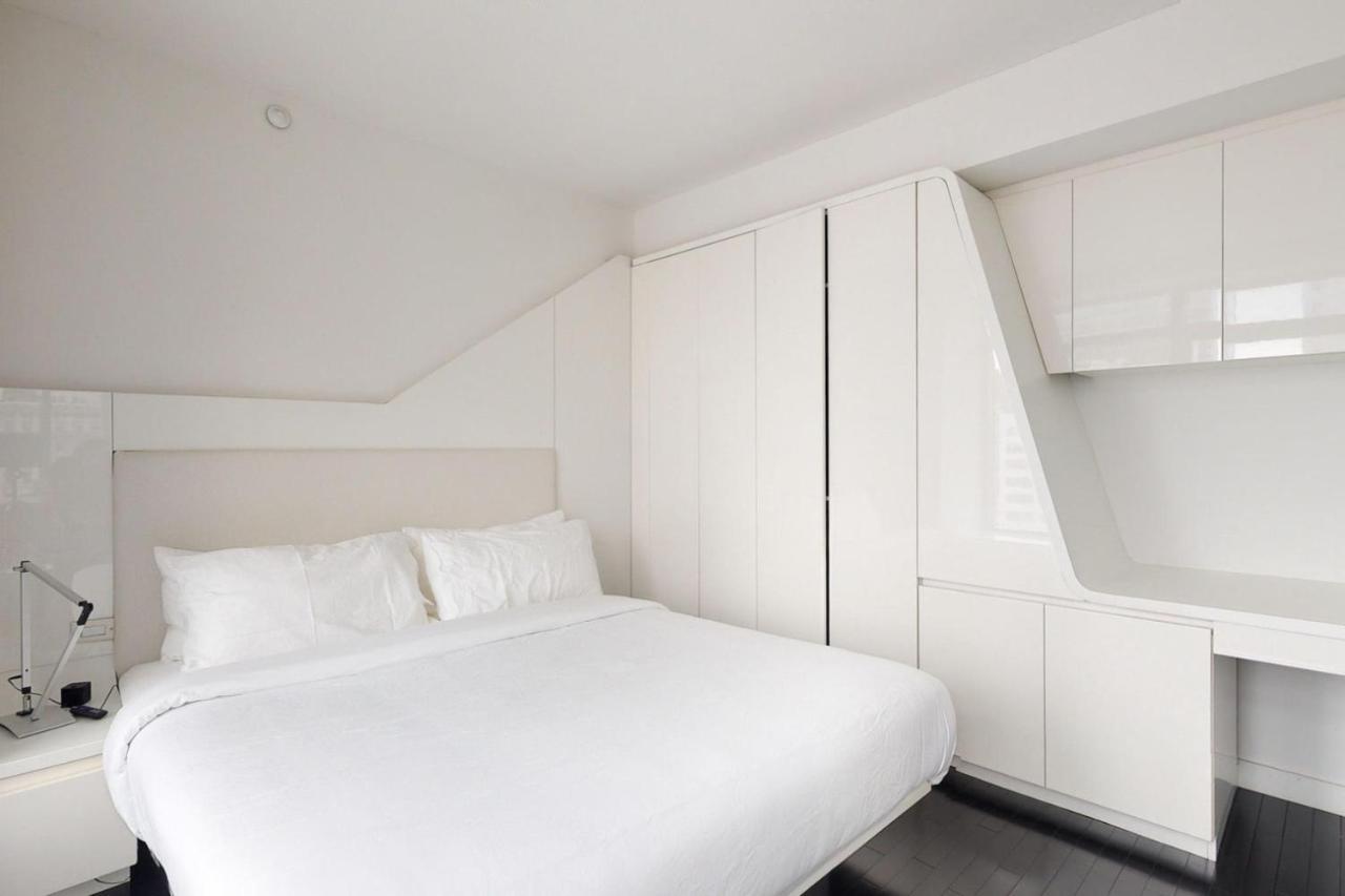Apartment Financial District 1br W Wd Gym Elevator Nyc-1369 *