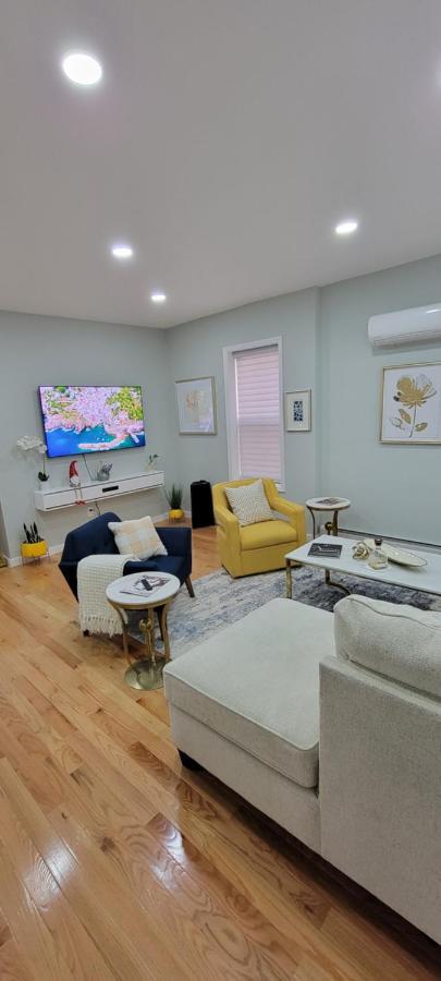 Apartment A Dazzling Destination *