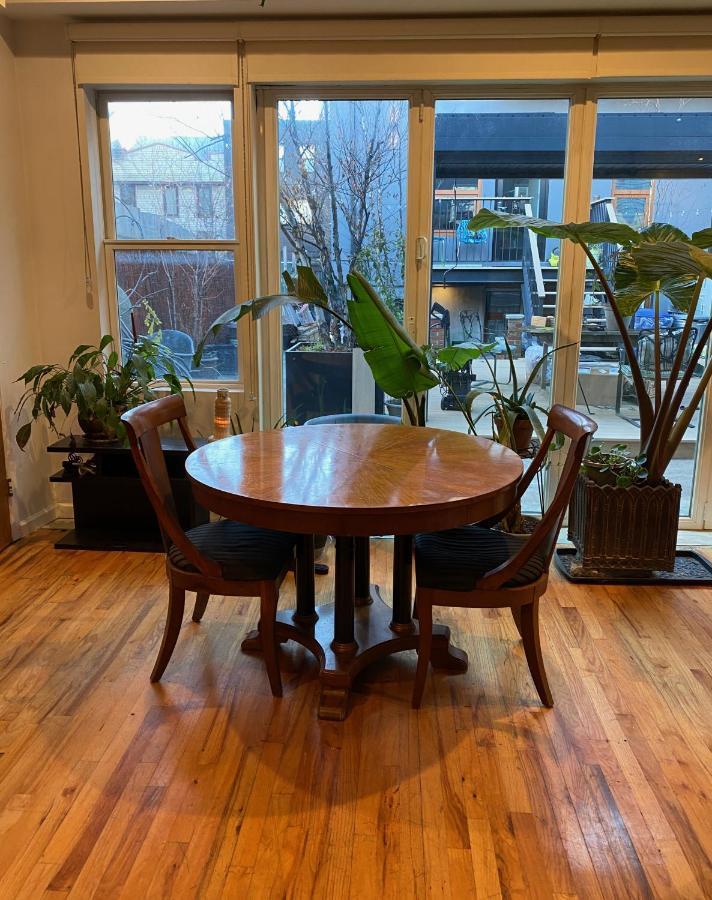 Carriage House Williamsburg Brooklyn Nyc Huge Studio Appartement New York