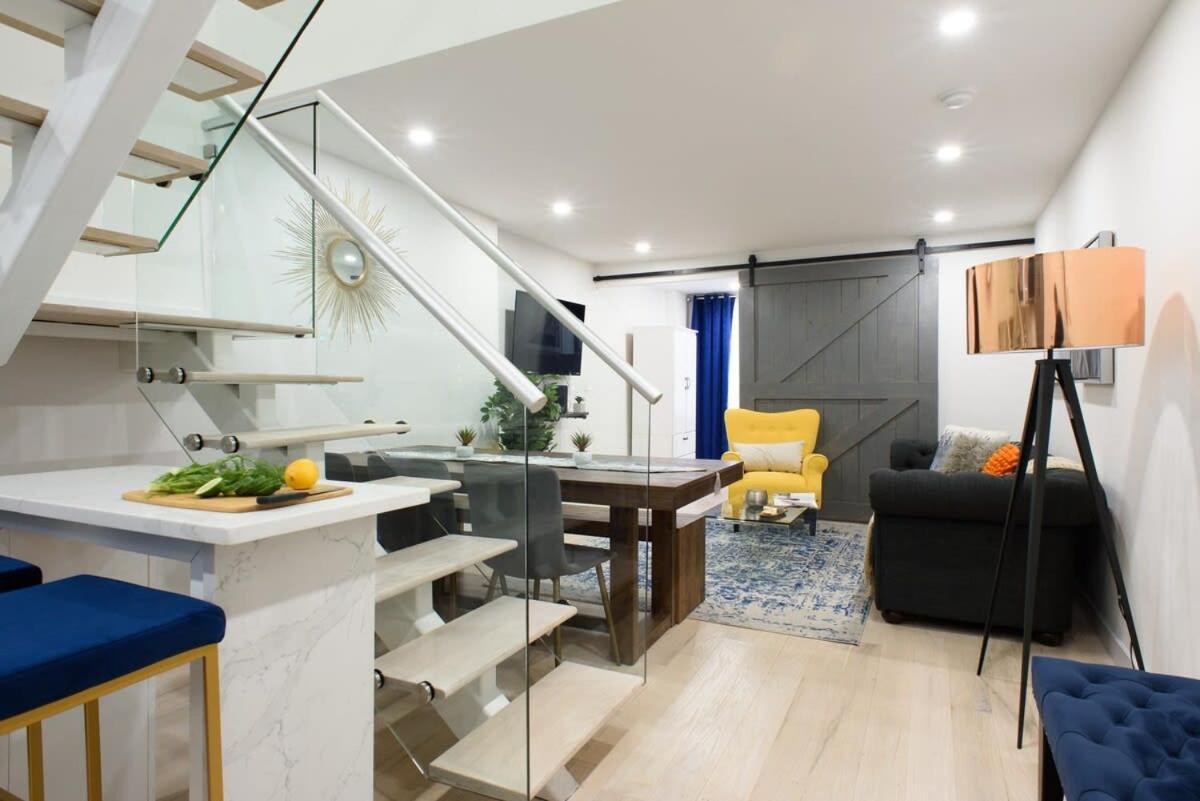 75-4a Brand New 3br Prime Ues W D In Unit *