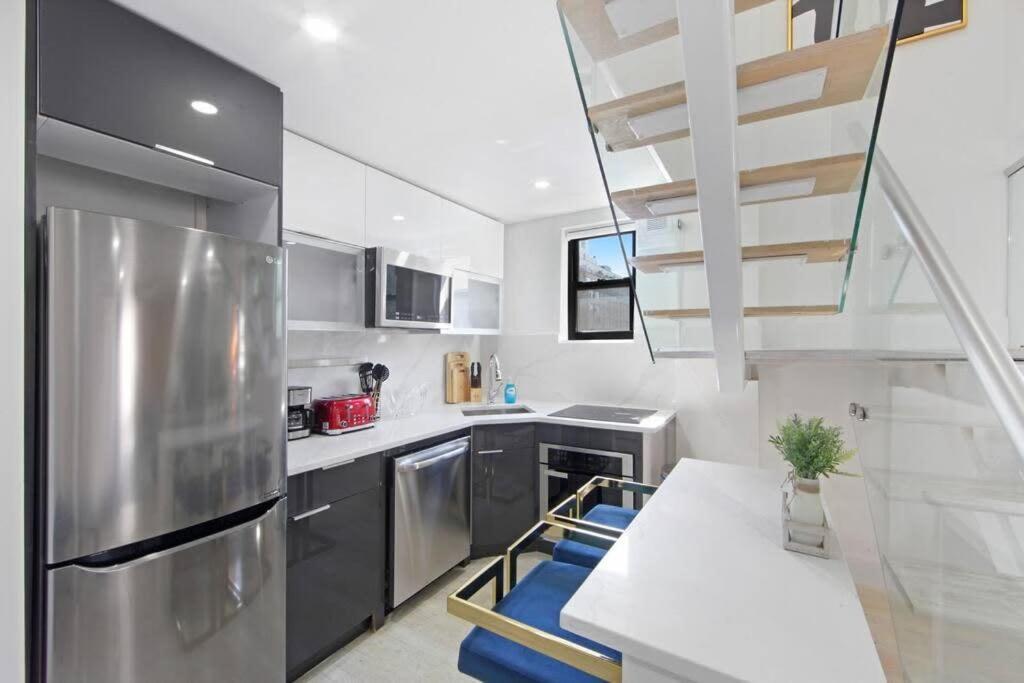 75-5c 3br Luxury Duplex Brand New W&d Elevator Apartment