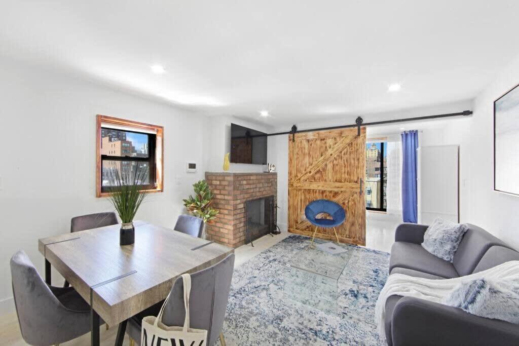 Apartment 75-5c 3br Luxury Duplex Brand New W&d Elevator *