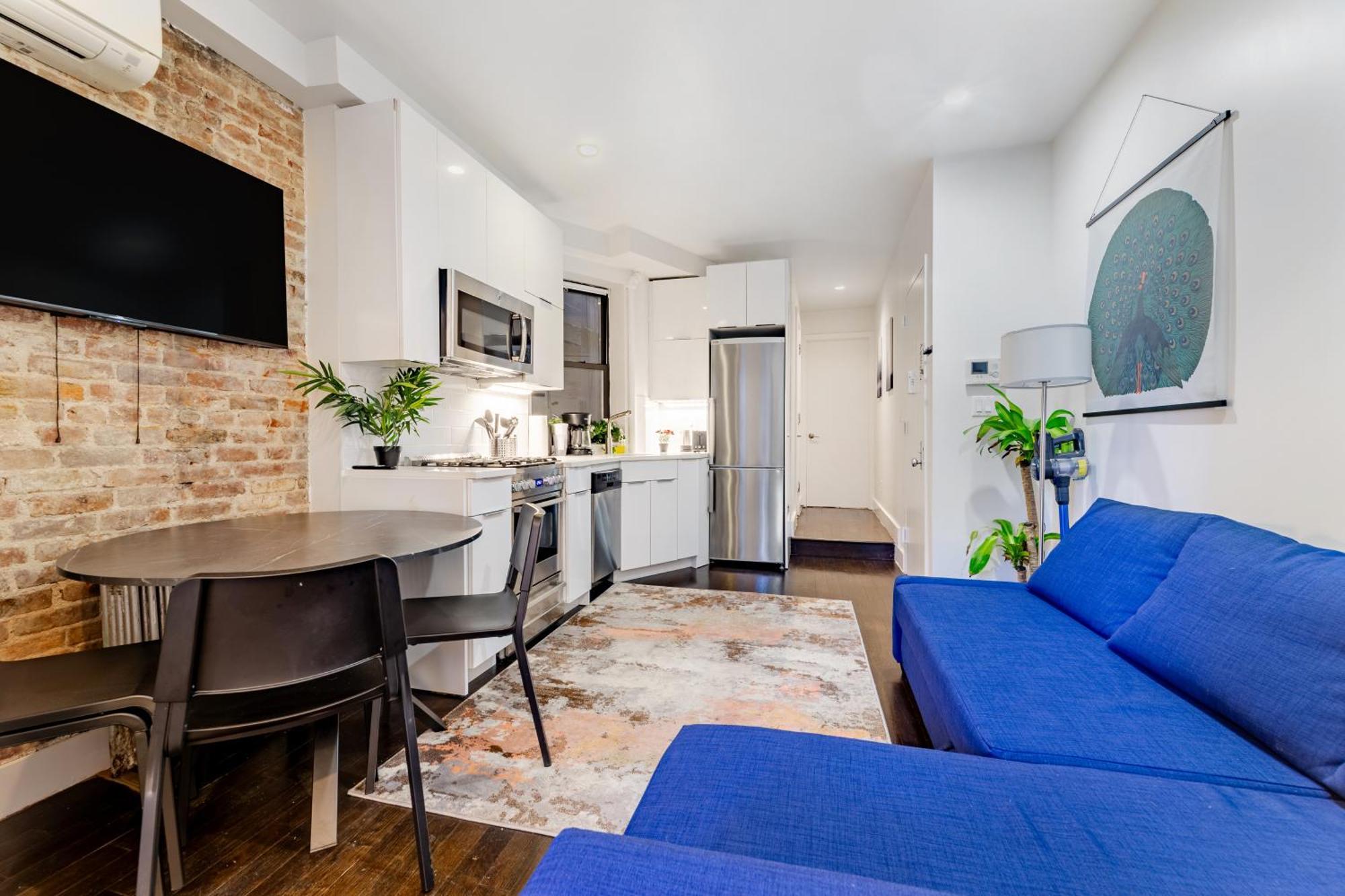 Explore The Authentic Designers 2bd In Hudson Yards Appartement