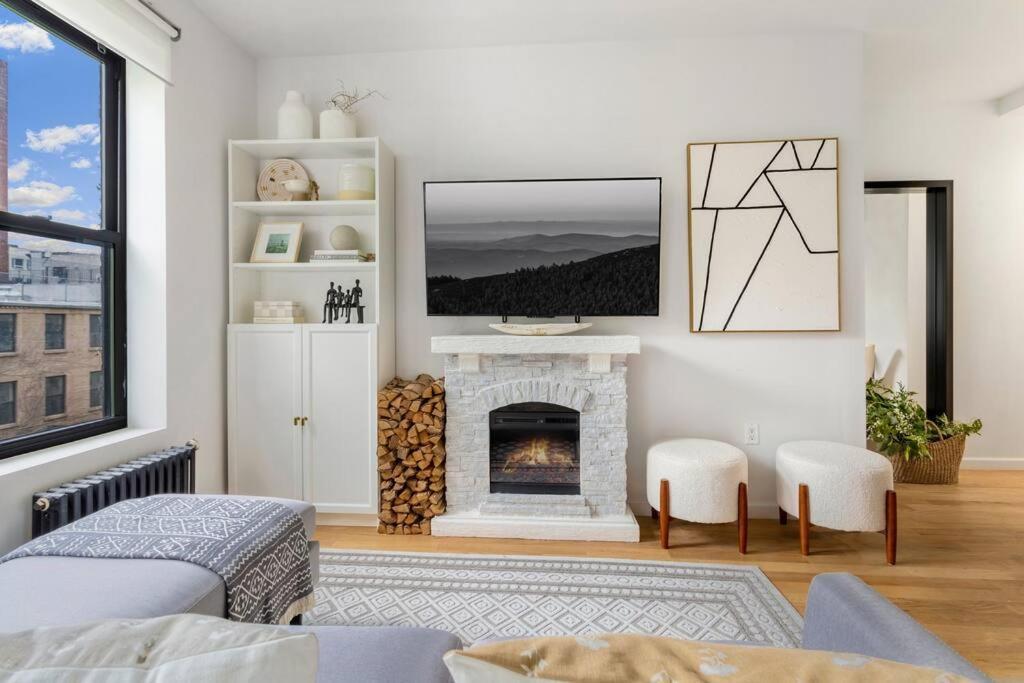 Bright Designer In Historic Harlem Apartment