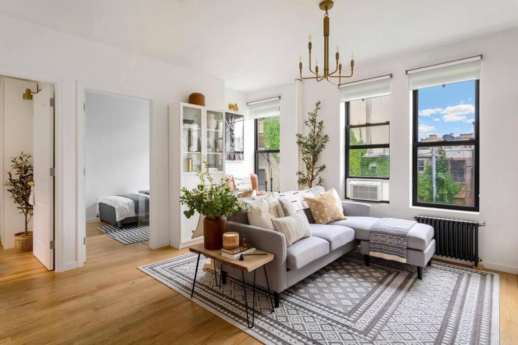 Bright Designer In Historic Harlem Apartment