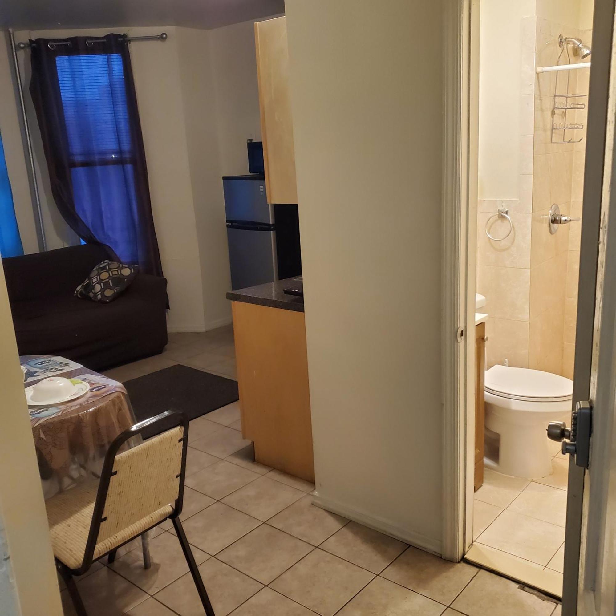 Apartment And One Bedroom New York