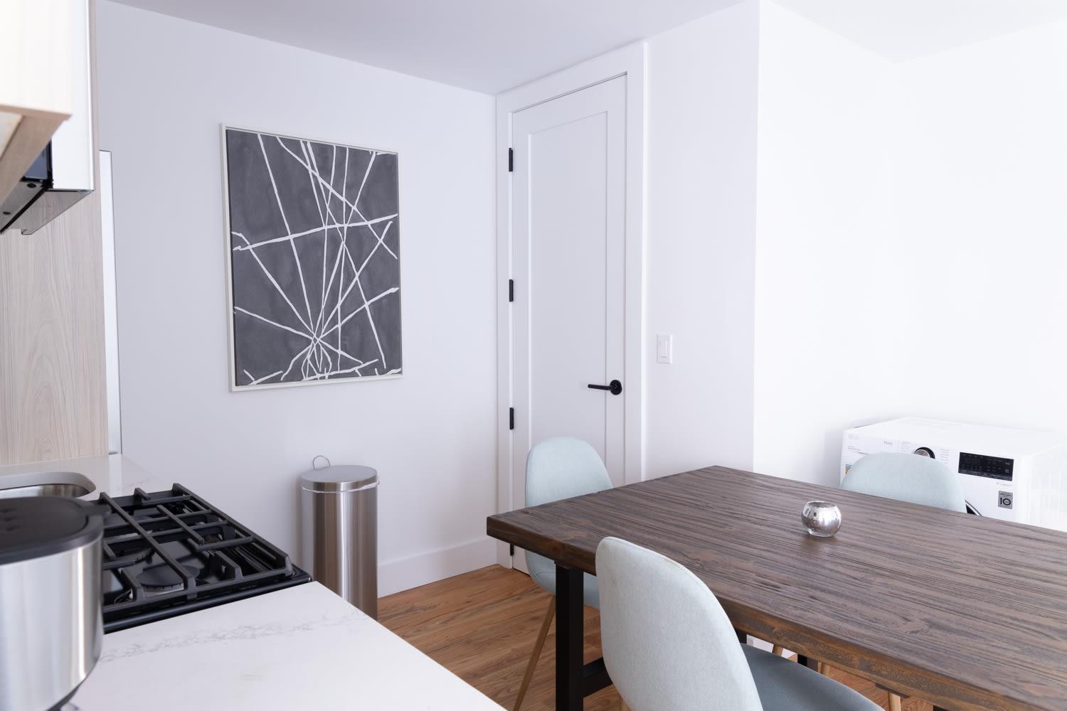 323-2 Specious 2br Williamsburg Apartment New York