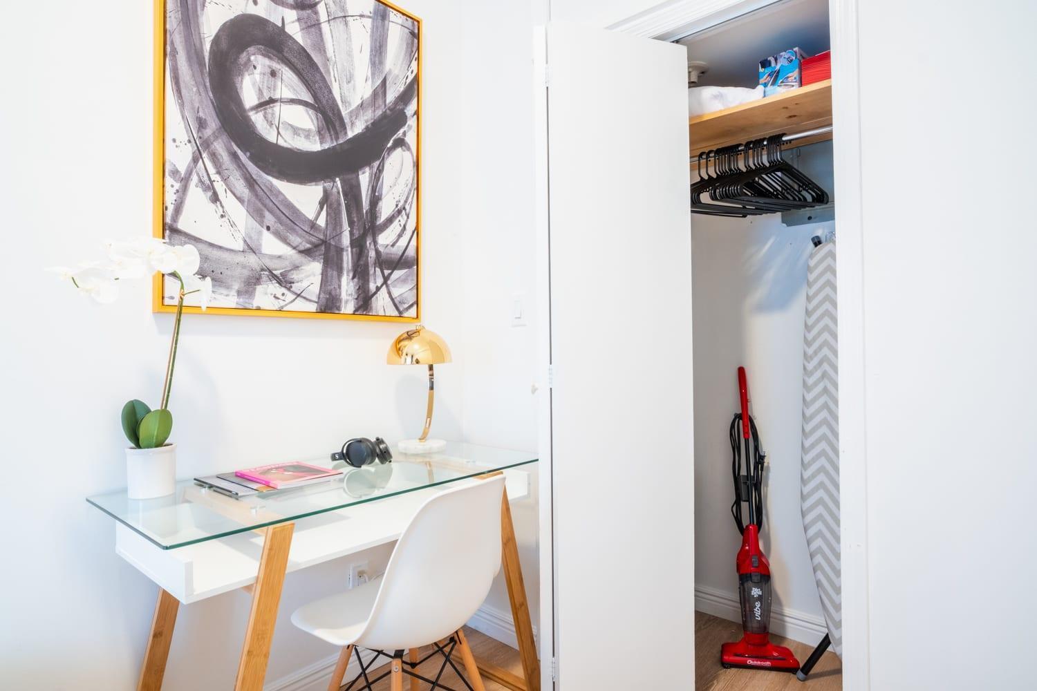 1435-4 I 3 Bedrooms 2bath W D Prime Upper East Appartement