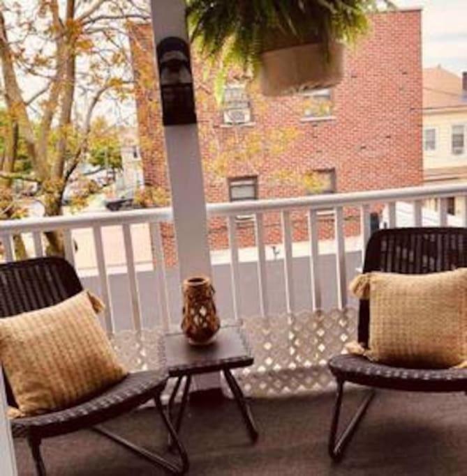 Apartment Private In Townhouse W 2 Baths Fq Beds 1-3ppl *