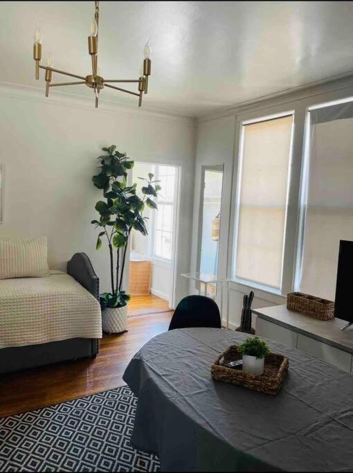 Private In Townhouse W 2 Baths Fq Beds 1-3ppl