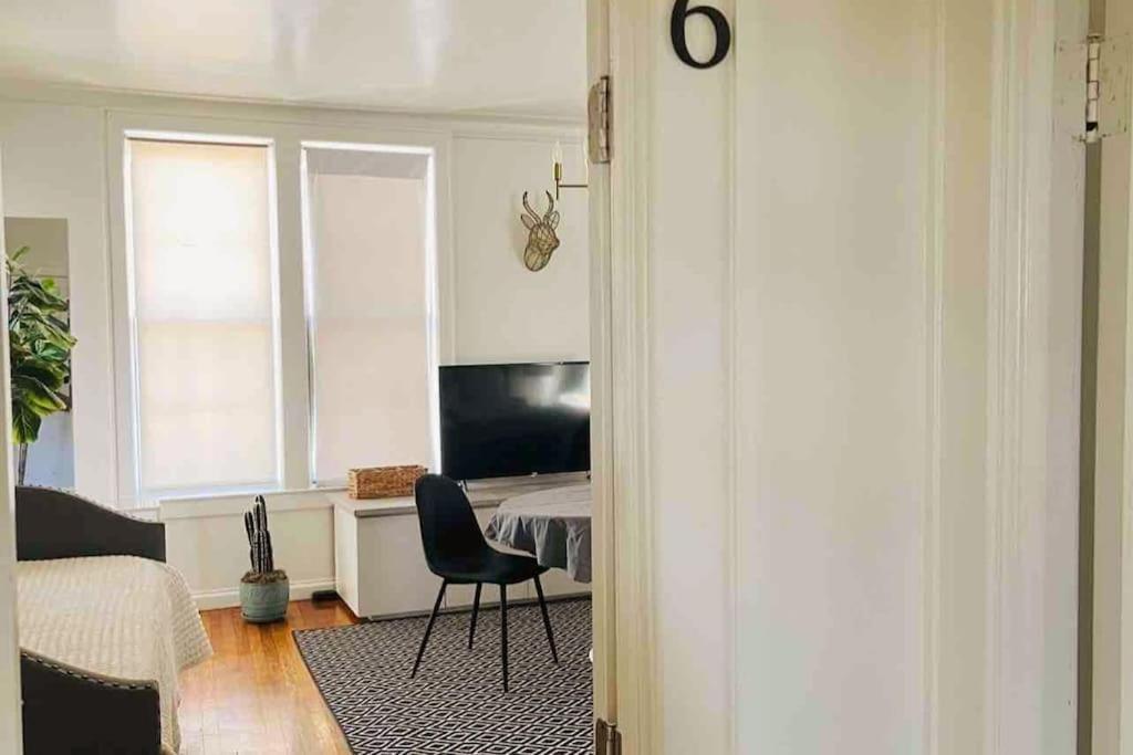 Private In Townhouse W 2 Baths Fq Beds 1-3ppl New York