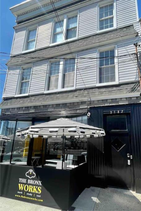 Private In Townhouse W 2 Baths Fq Beds 1-3ppl Apartment *