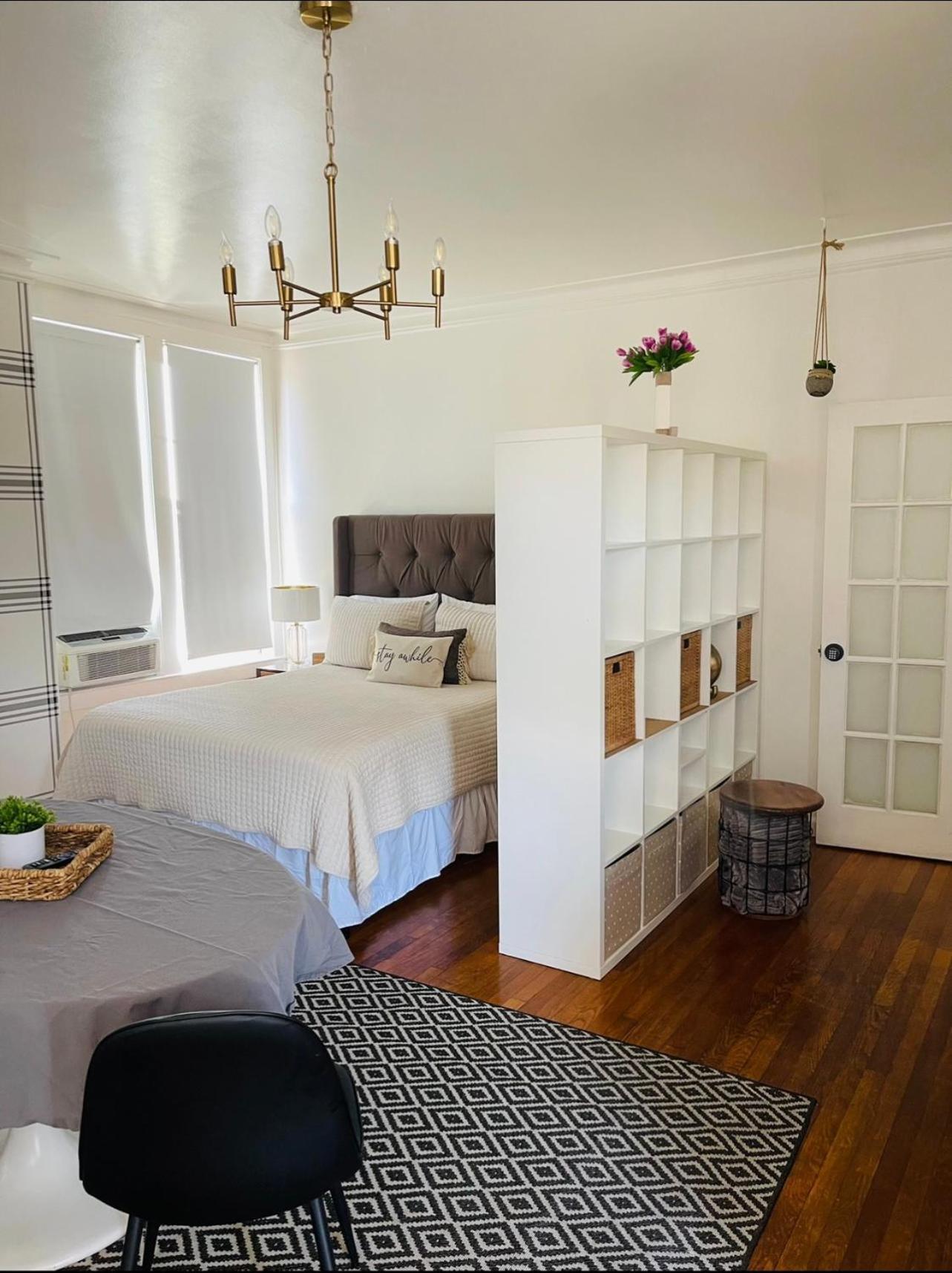 Apartment Private In Townhouse W 2 Baths Fq Beds 1-3ppl