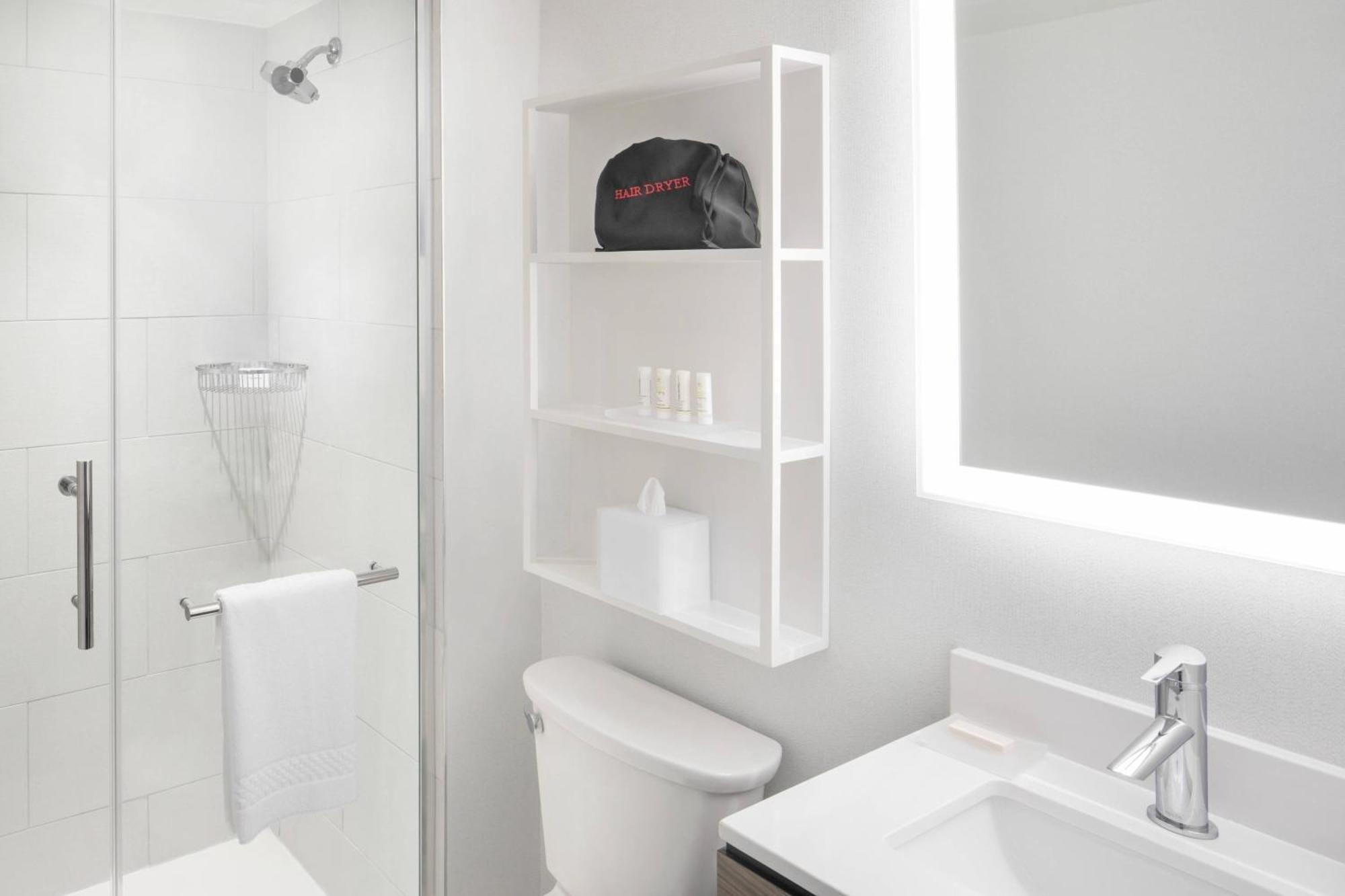 Fairfield & By Marriott Manhattan/times Square South Hotel New York