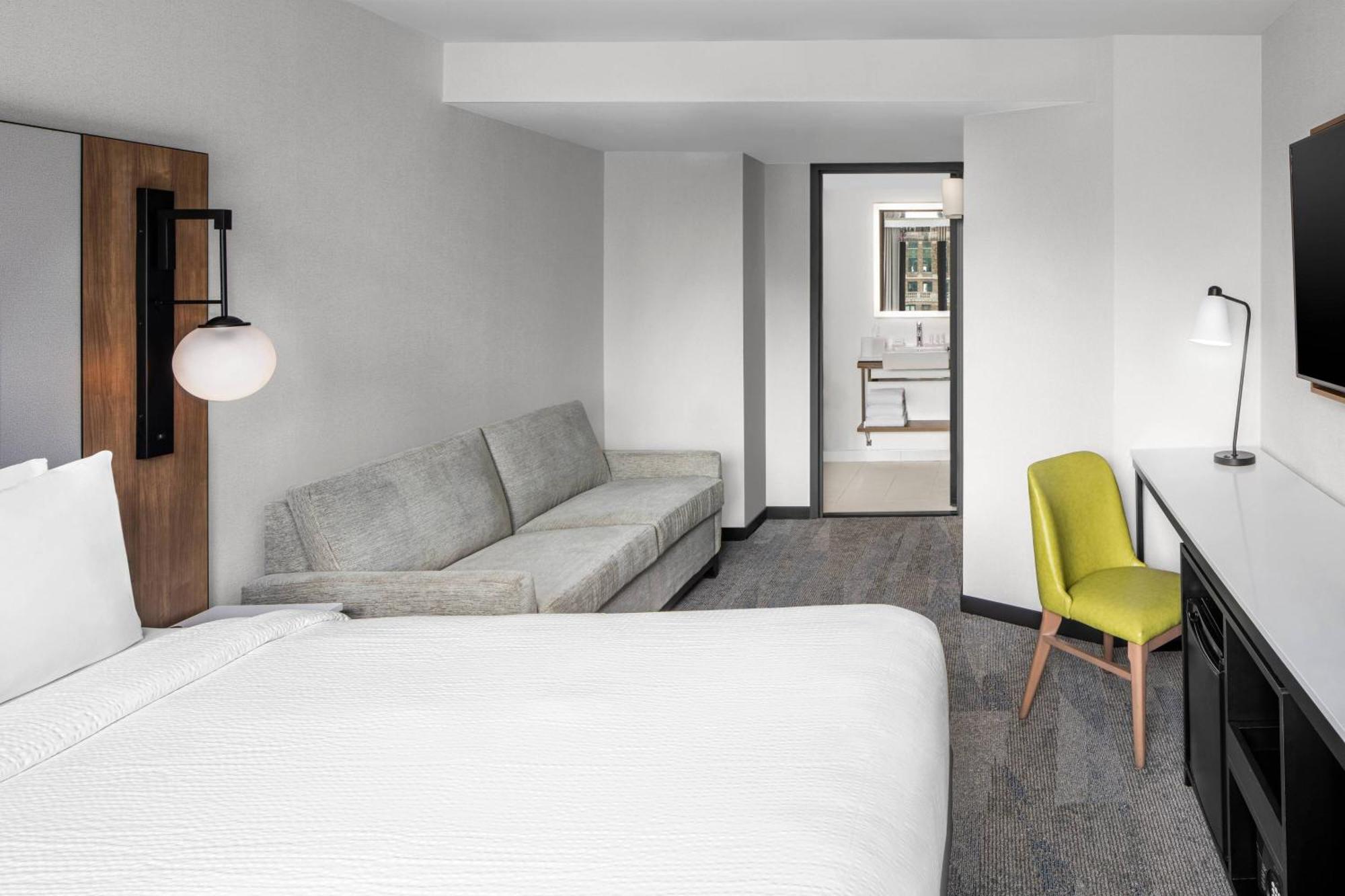 Fairfield & By Marriott Manhattan/times Square South New York