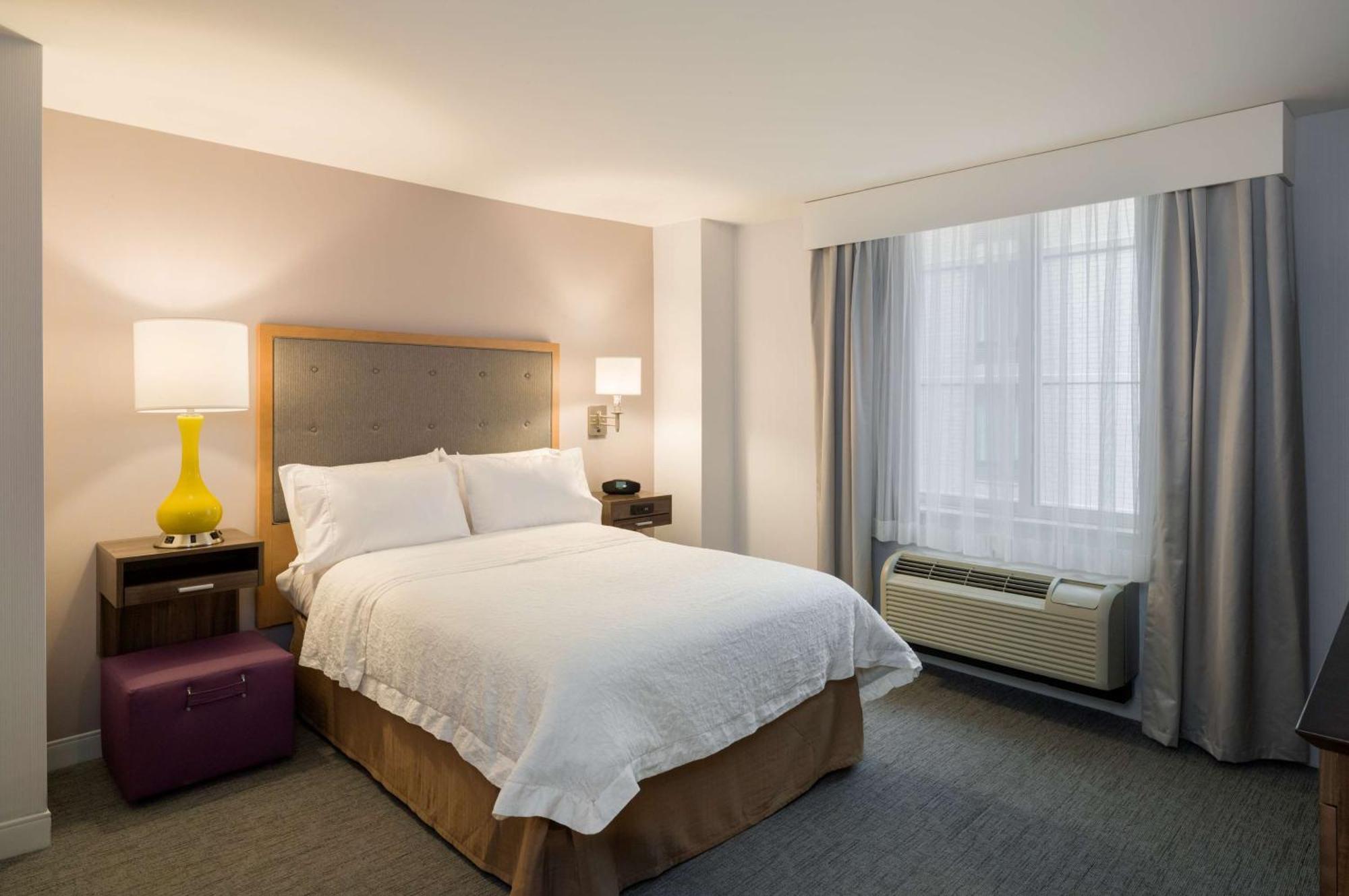 Hampton Manhattan - Times Square South Hotel 3*