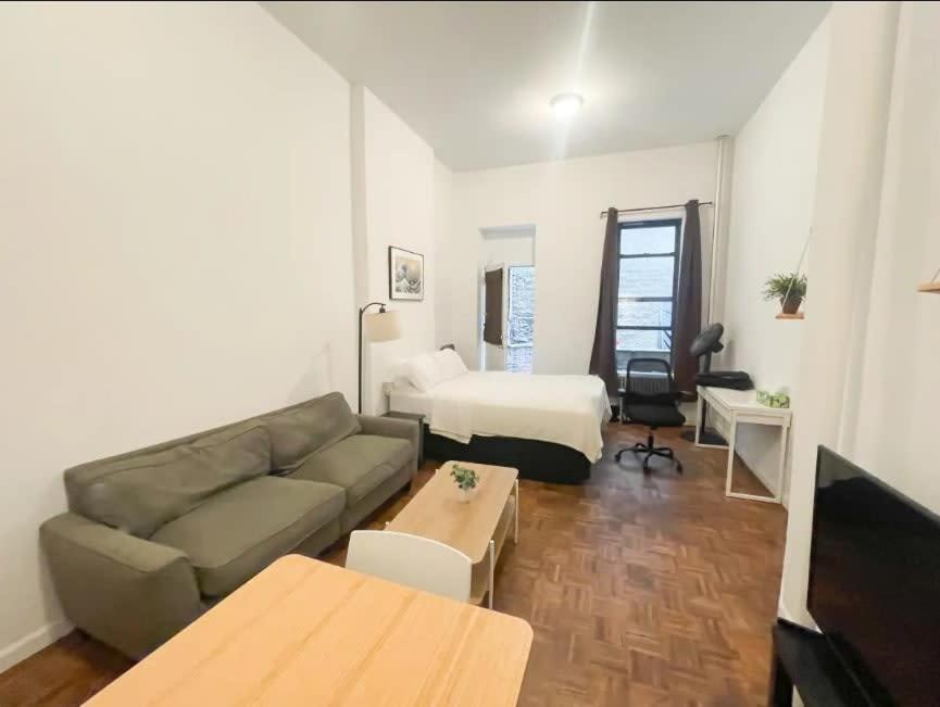 1727-1rs Cozy On The Ues Apartment New York