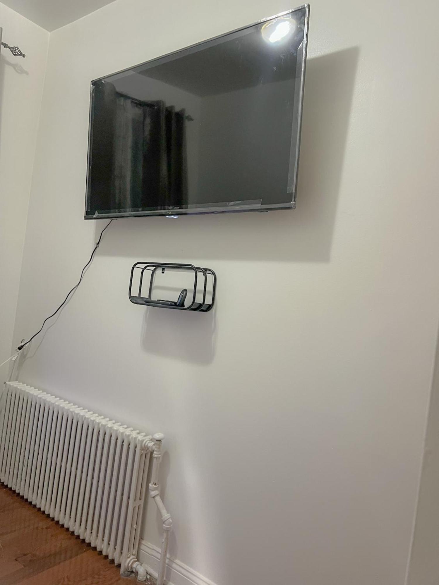 Apartment 2 Bedroom Bliss In College Point *