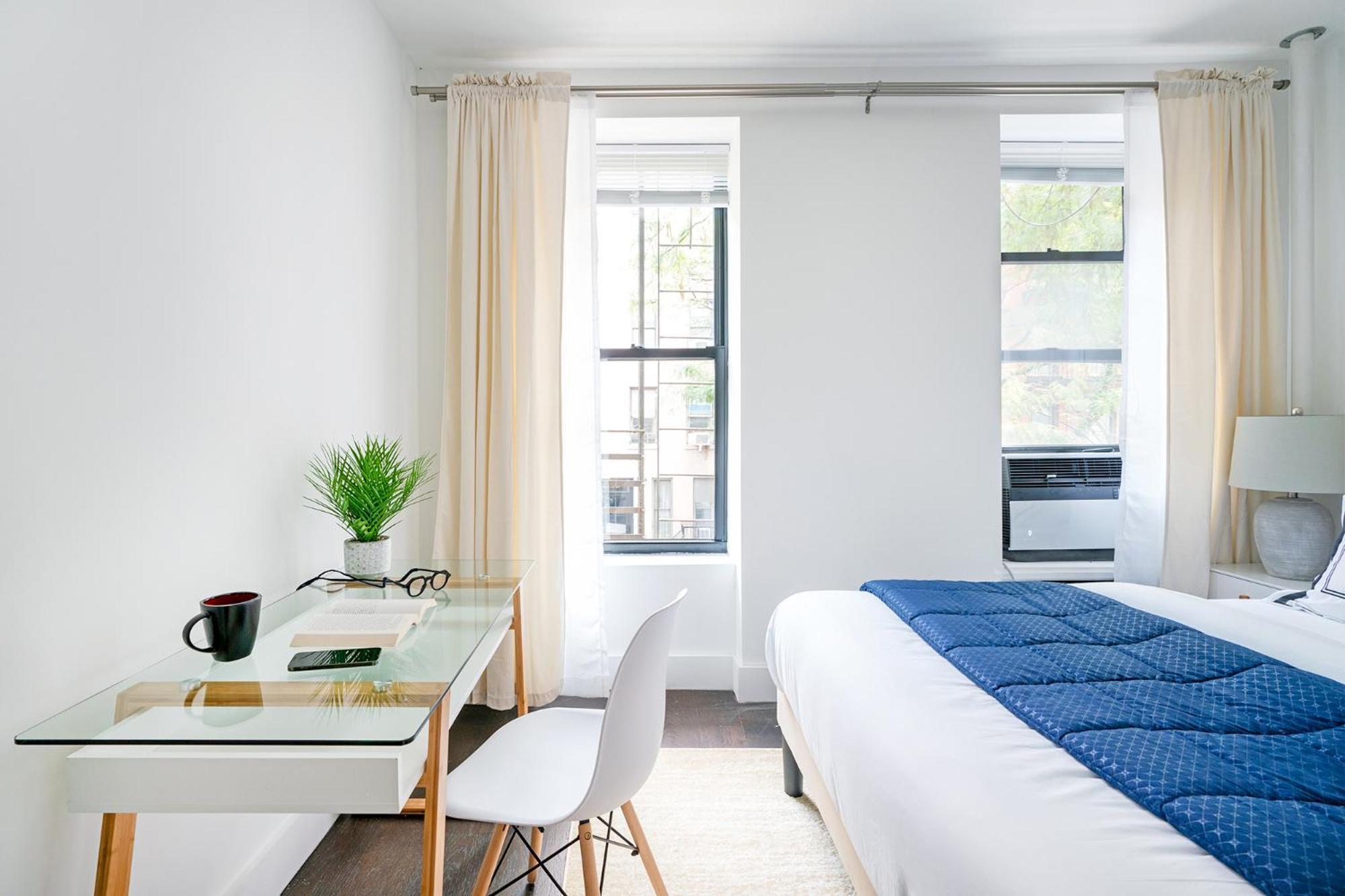 Apartment 444-2c Newly Renovated 1br In Hell's Kitchen *