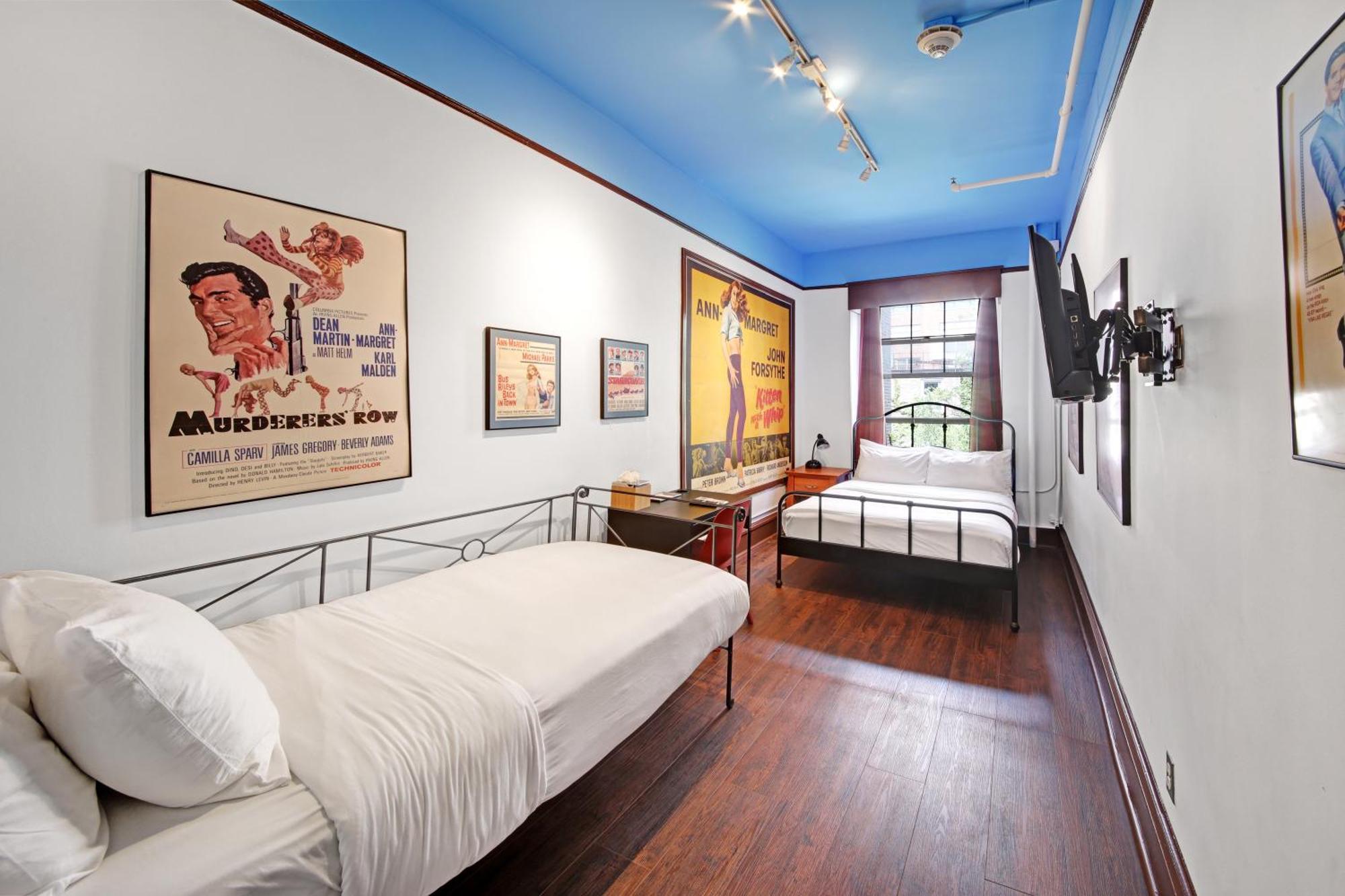 Hotel Chelsea Pines New York