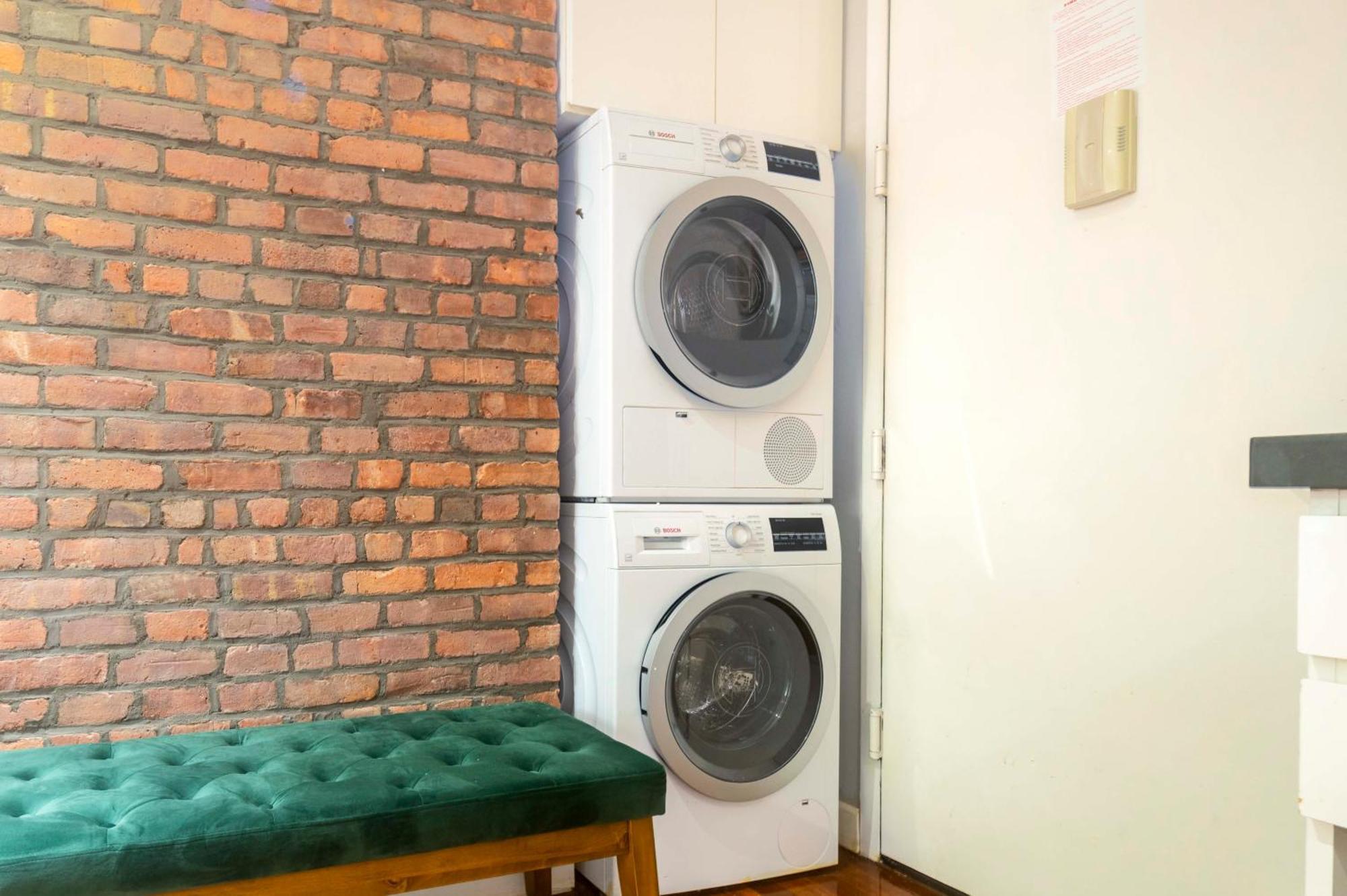 Stylish 2br In Manhattan *