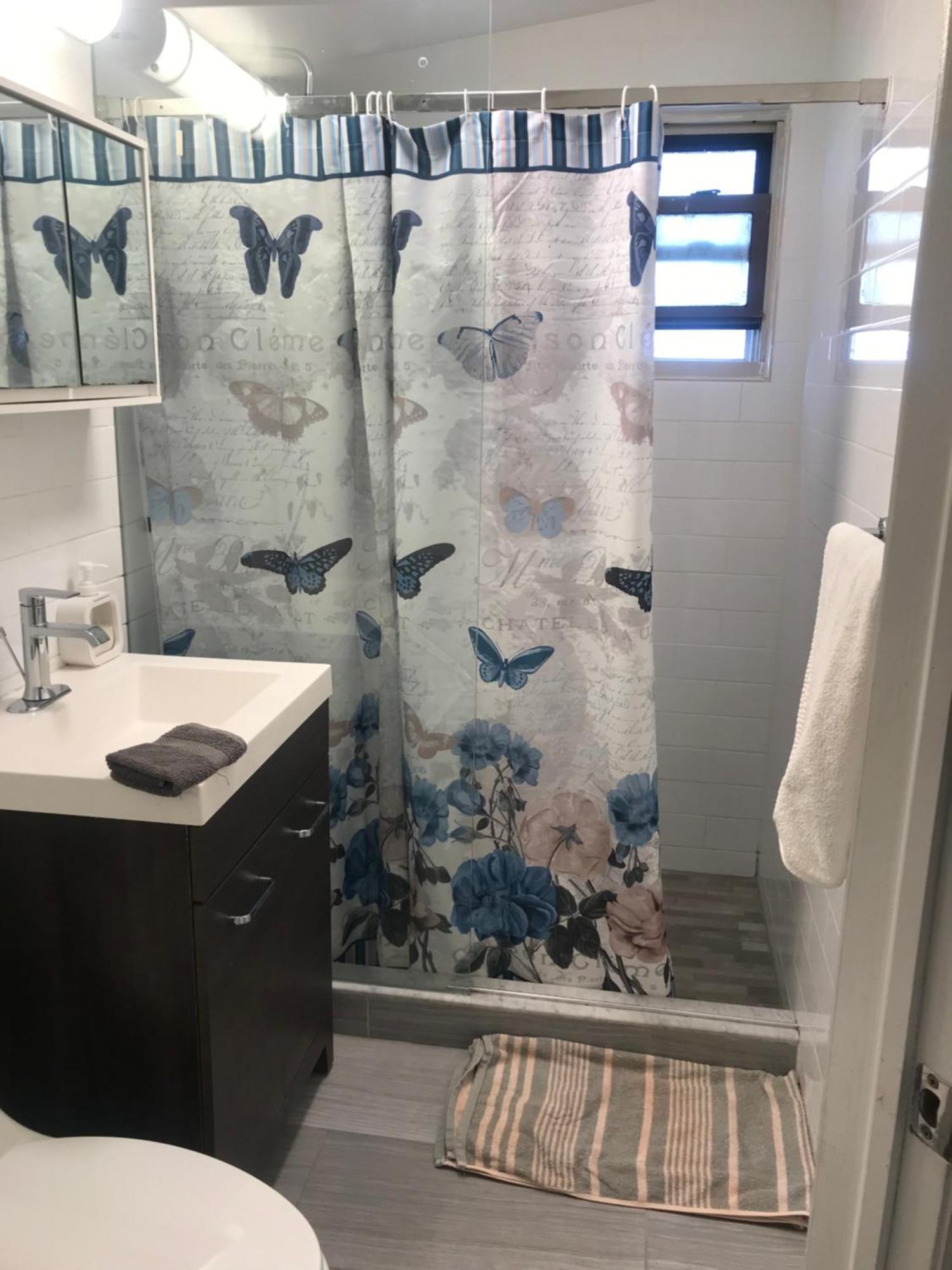 30 Mins To Times Sq!!!! Apartment New York