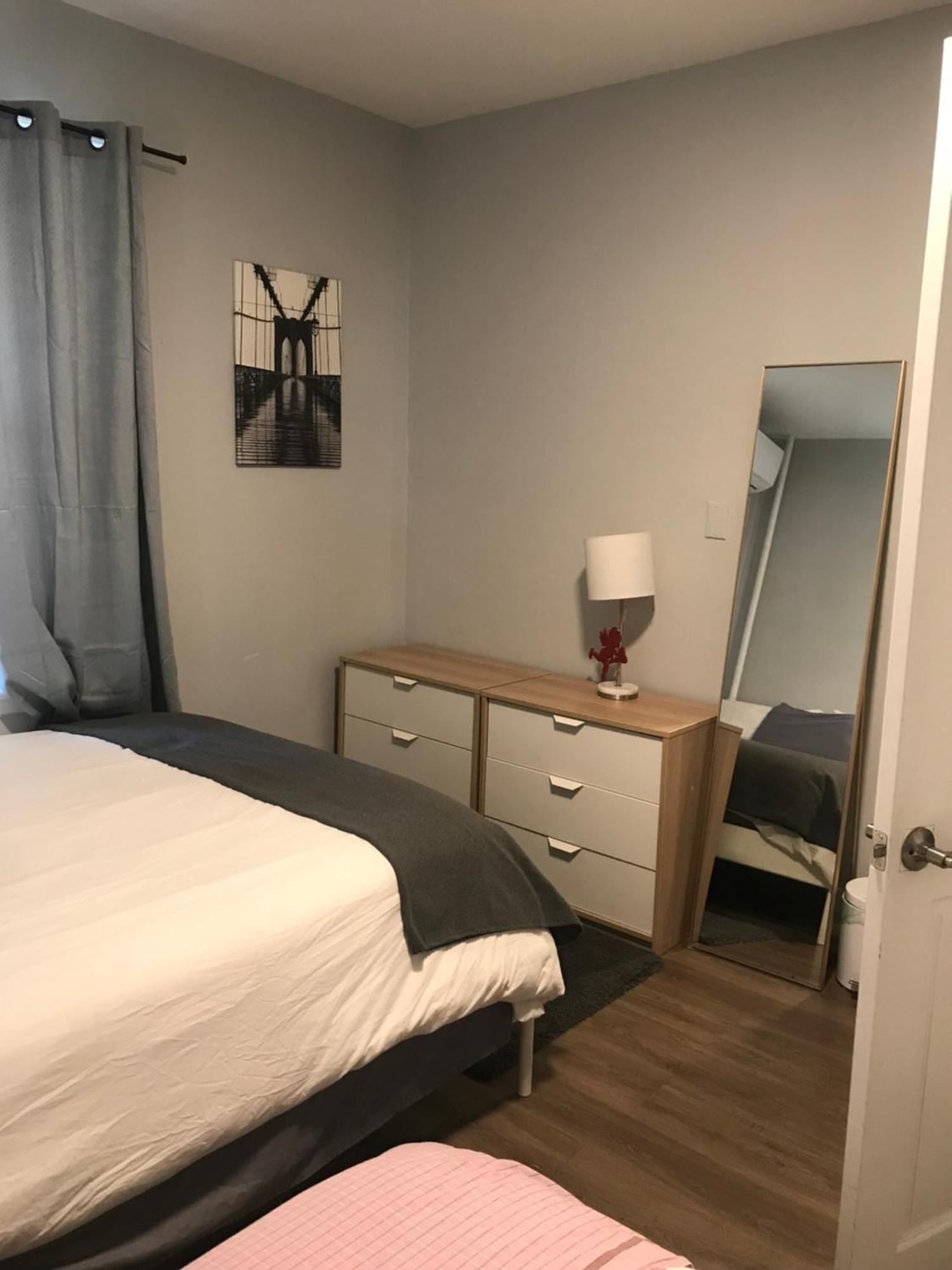 30 Mins To Times Sq!!!! Apartment *