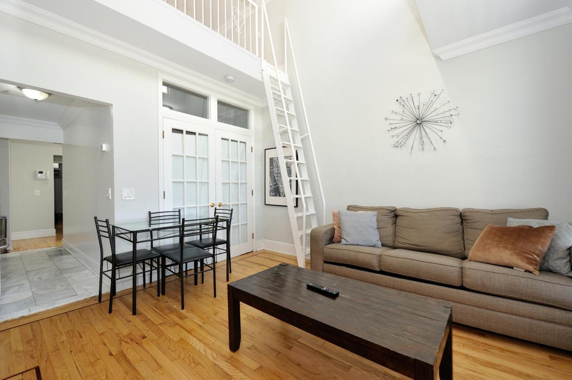 Apartment Monthly Nyc - 3 Bedroom Unit With Private Roof