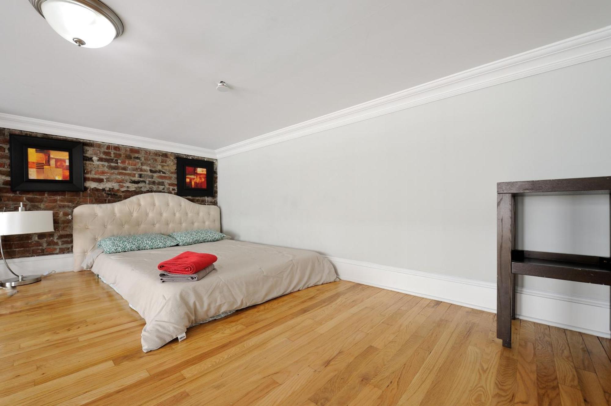 Monthly Nyc - 3 Bedroom Unit With Private Roof New York