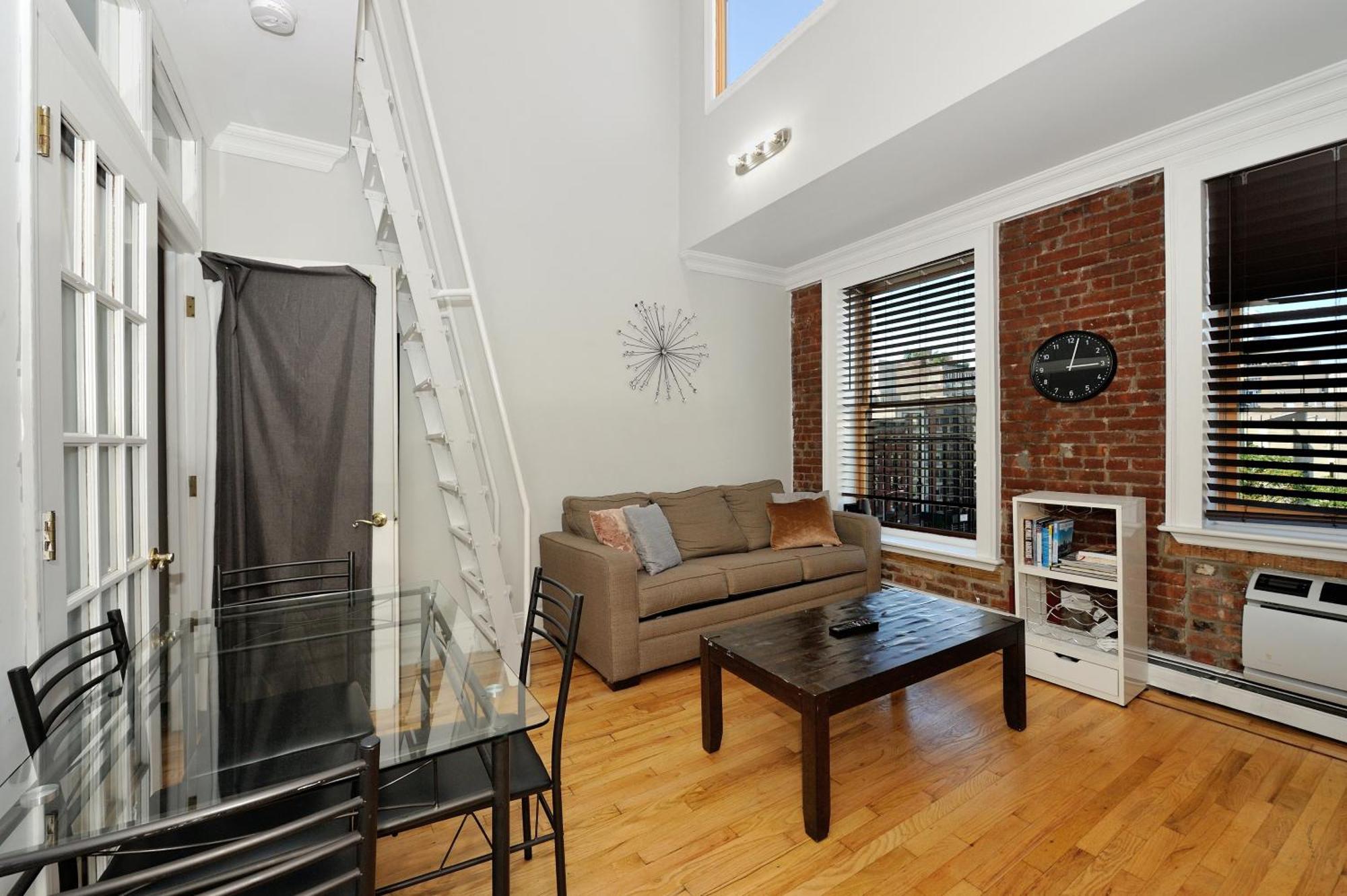 Monthly Nyc - 3 Bedroom Unit With Private Roof * New York
