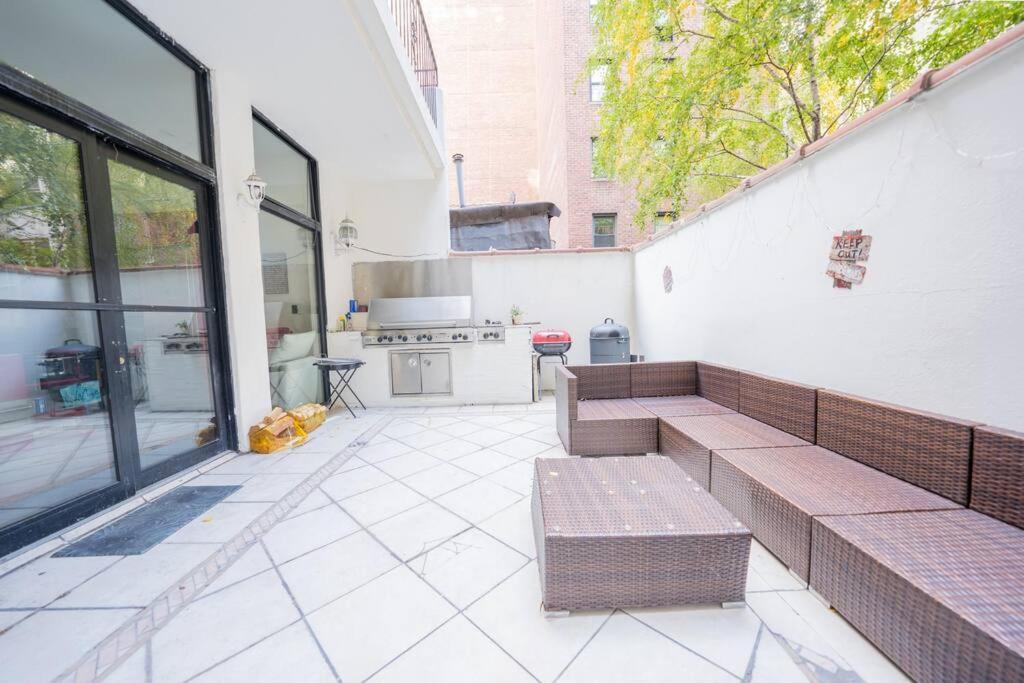 Private Gramercy Townhouse 3br 3ba With Terrace Holiday home New York