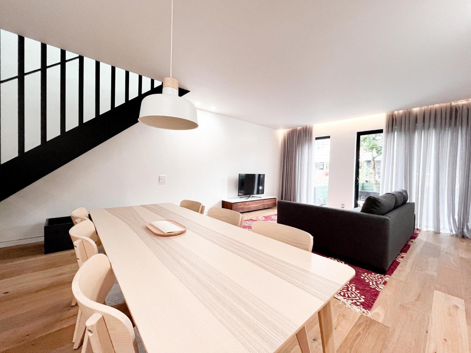 Apartment Modern, Charming, Spacious 3-bedroom Retreat In Brooklyn With Rem-casa New York