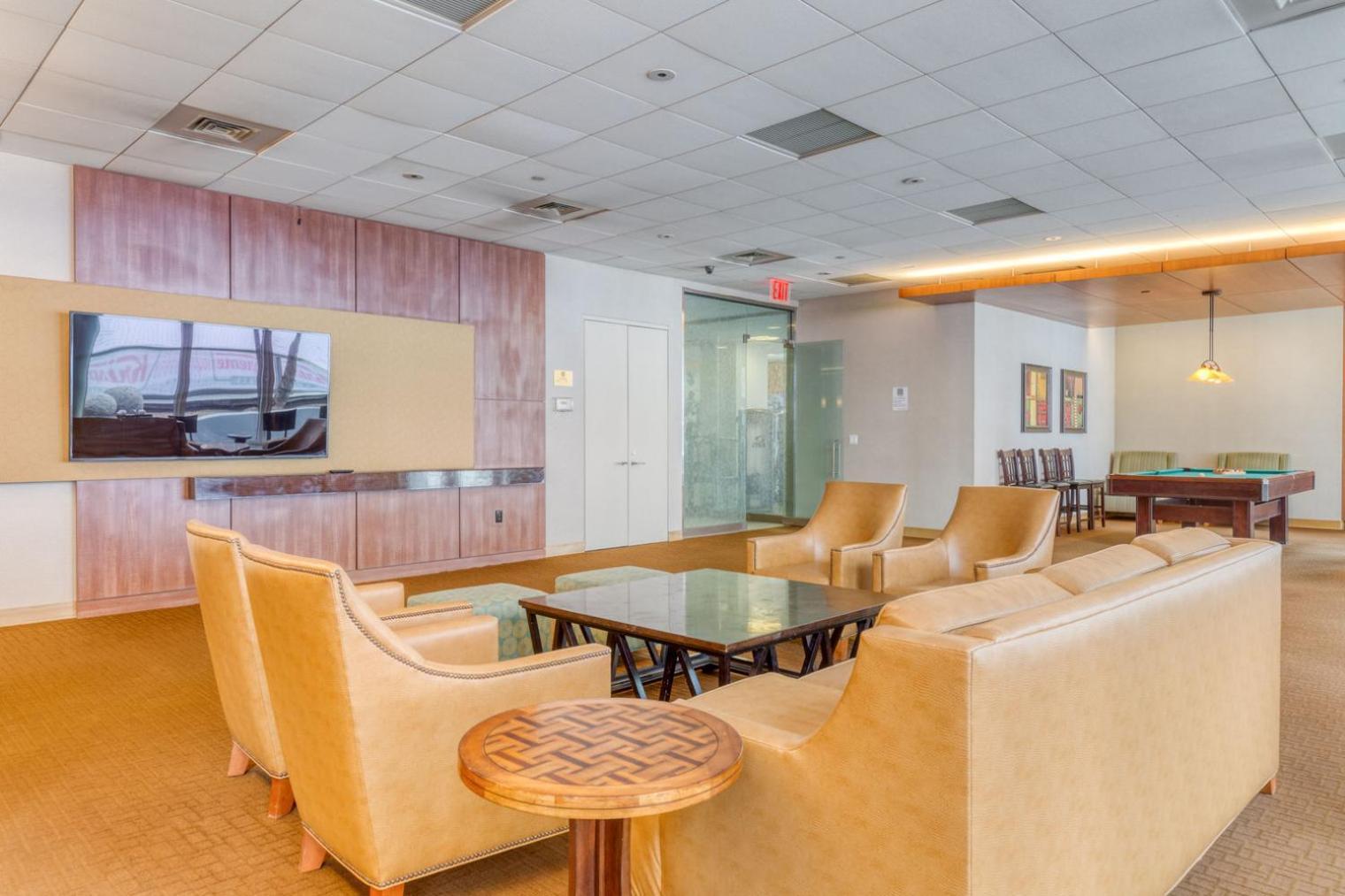 Apartment Midtown 1br W Doorman Gym Nr Theater District Nyc-595
