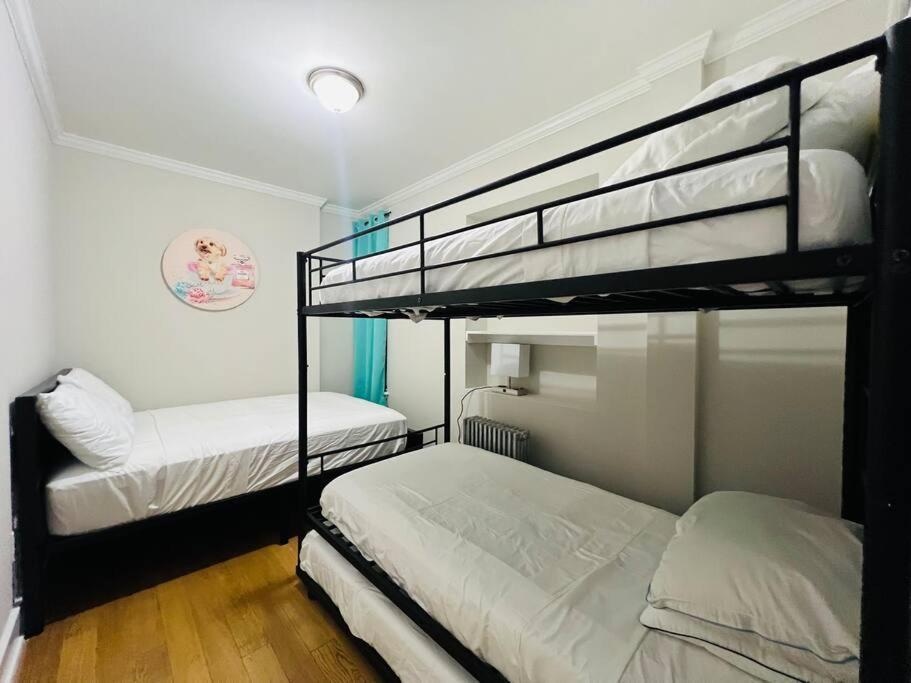 Midtown Luxe Apartment New York