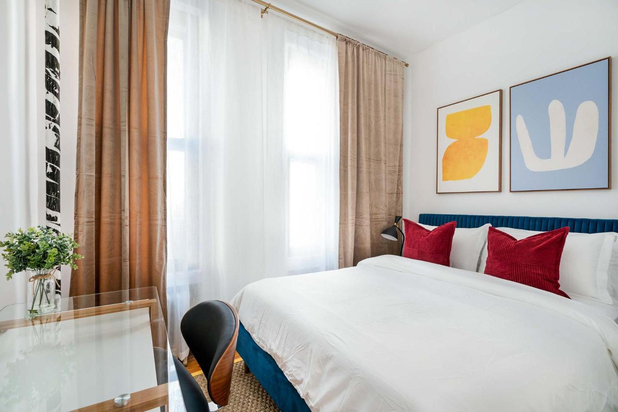 444-1a Beautiful 1br Midtown West Apartment *