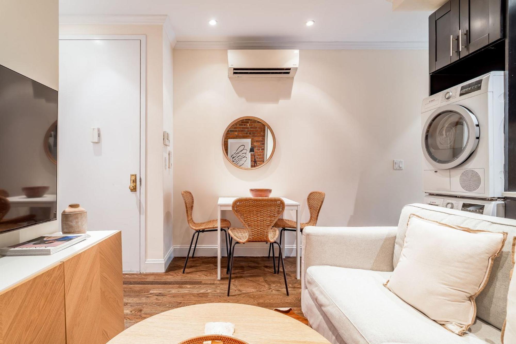 Privatunterkunft Chic Near 3rd Street Promenade With Shared Bathroom *