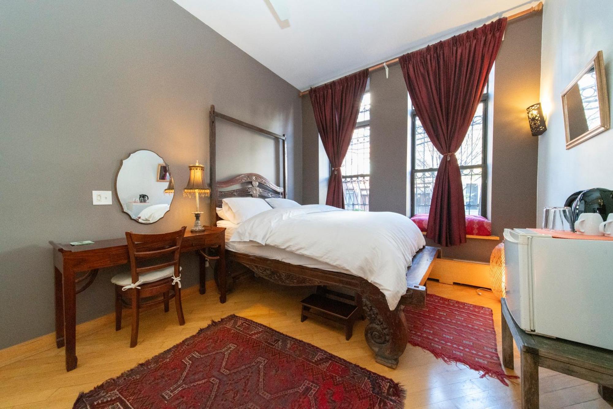 Séjour chez l'habitant 2 Bedrooms With A Private Bathroom In Lovely *