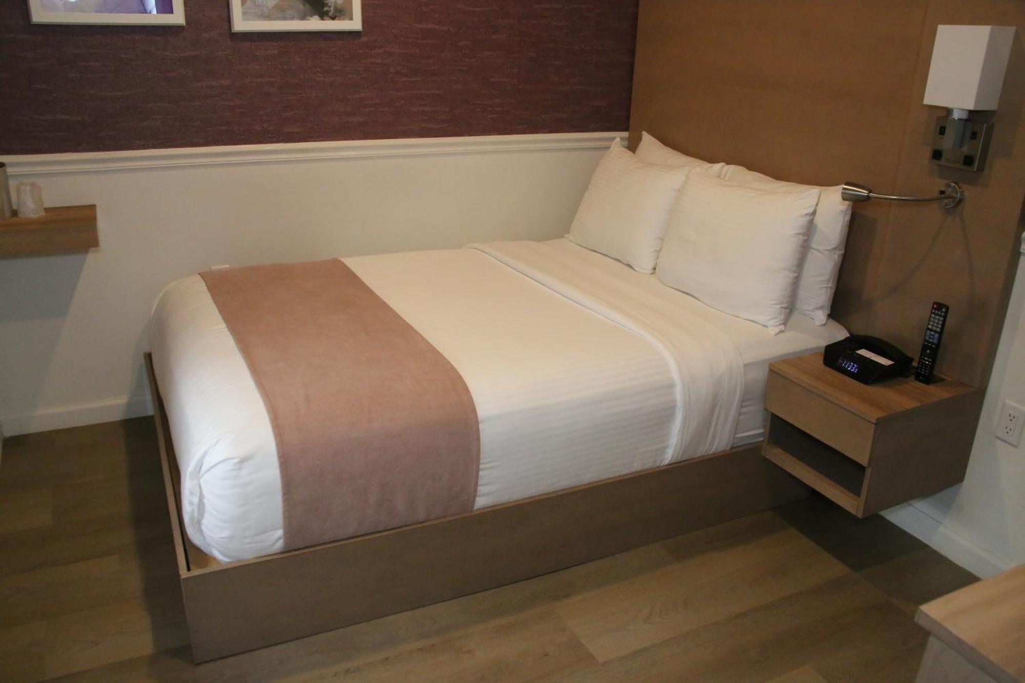 Mayfair Times Square Hotel 3*