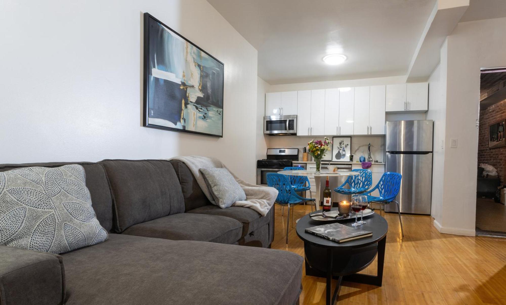 Appartement Modern By Park - 3 Br *