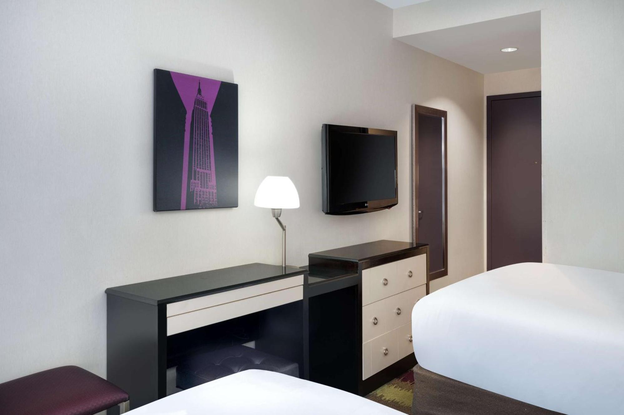 Western Premier Herald Square 3* New York