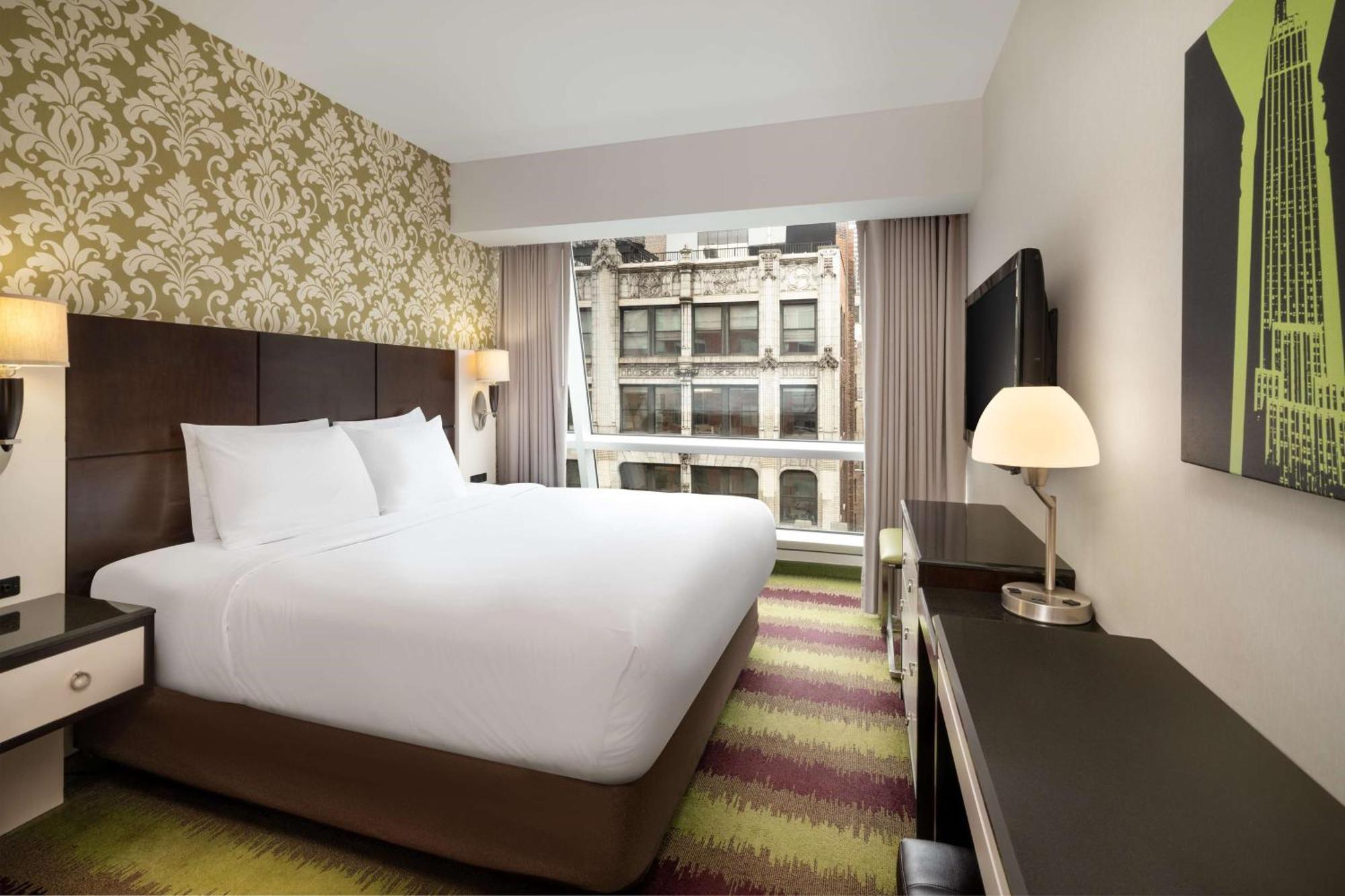 Western Premier Herald Square 3*