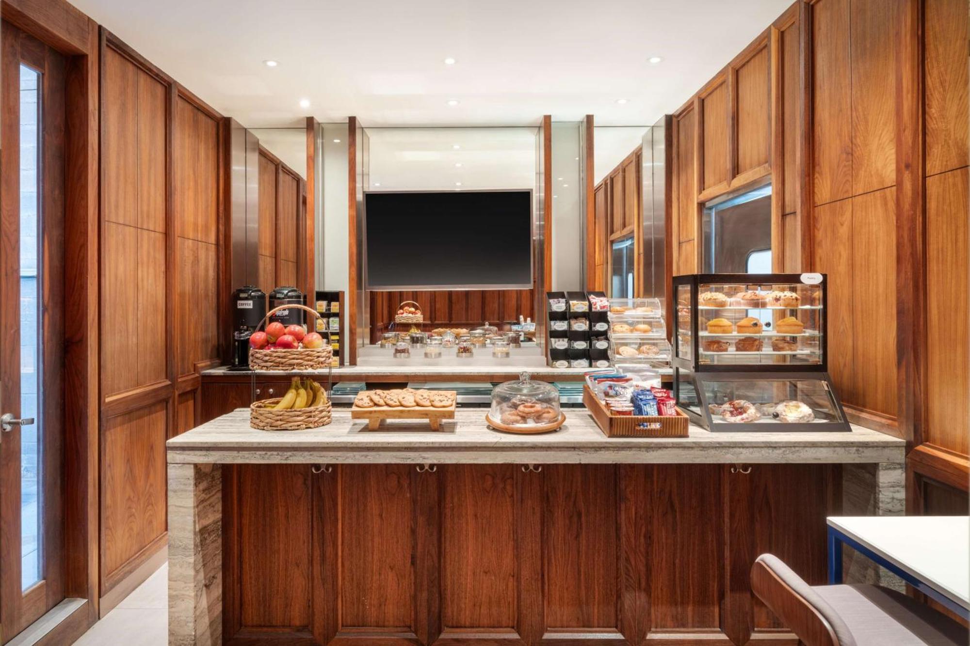 Hotel Western Premier Herald Square New York