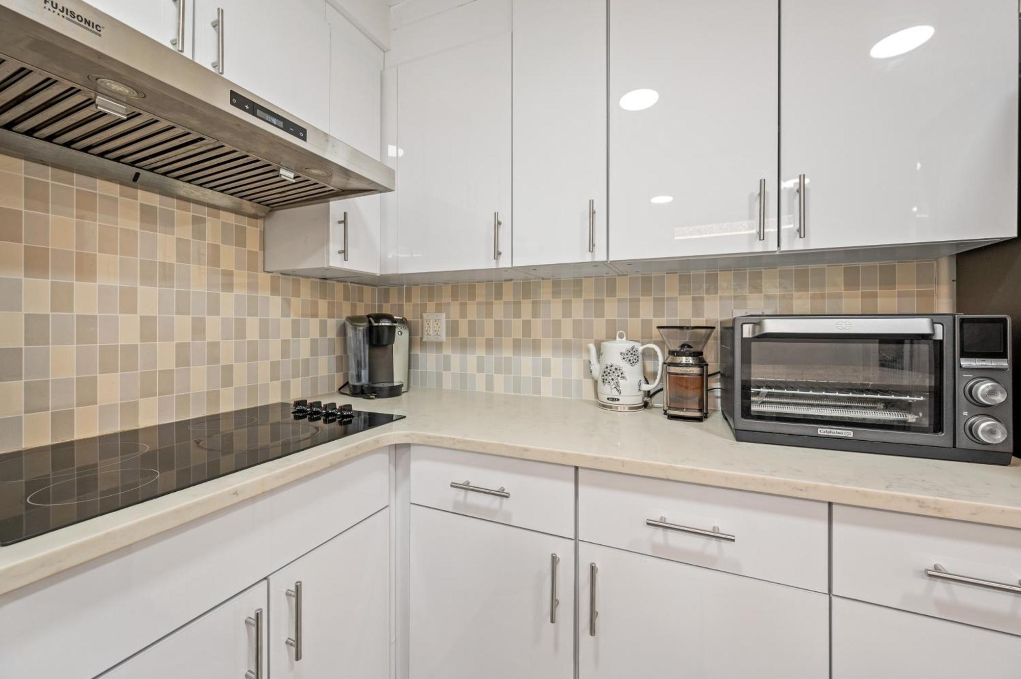 Upper East Side Luxury 3br 2b 1700 Square Feet 4*