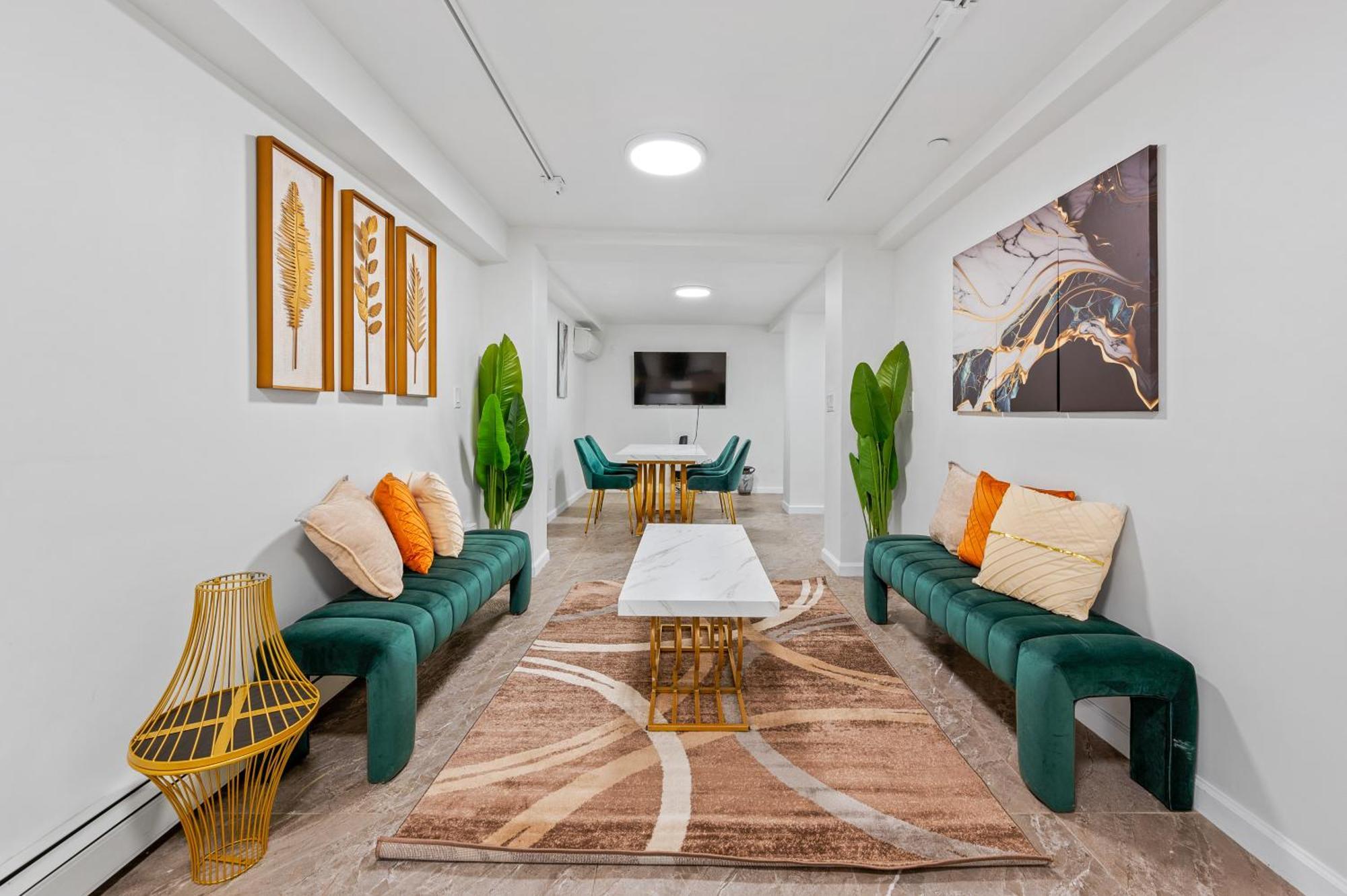 Hotel Upper East Side Luxury 3br 2b 1700 Square Feet New York