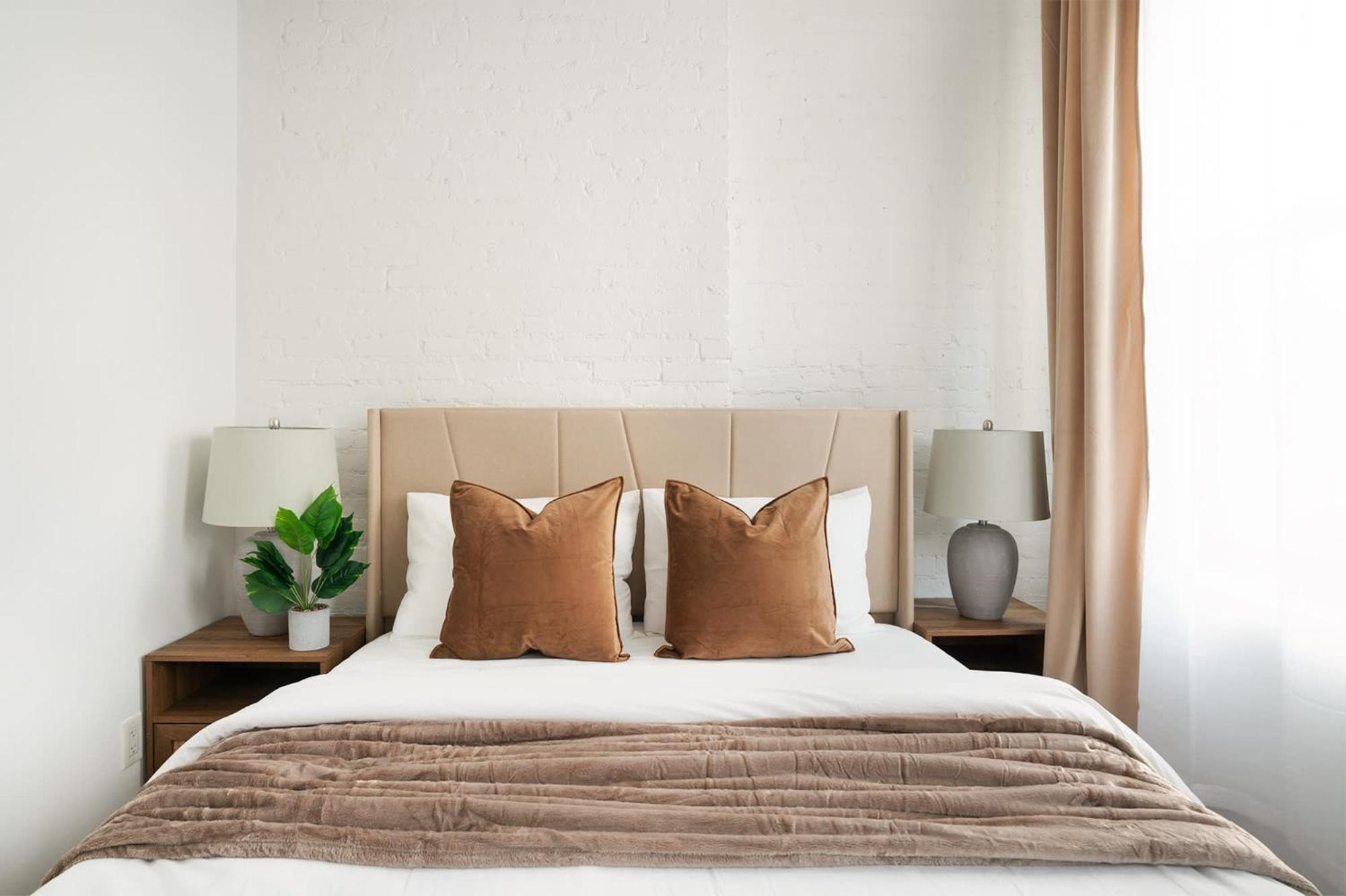 1290-13 Newly Renovated 2 Bedrooms In Ues *