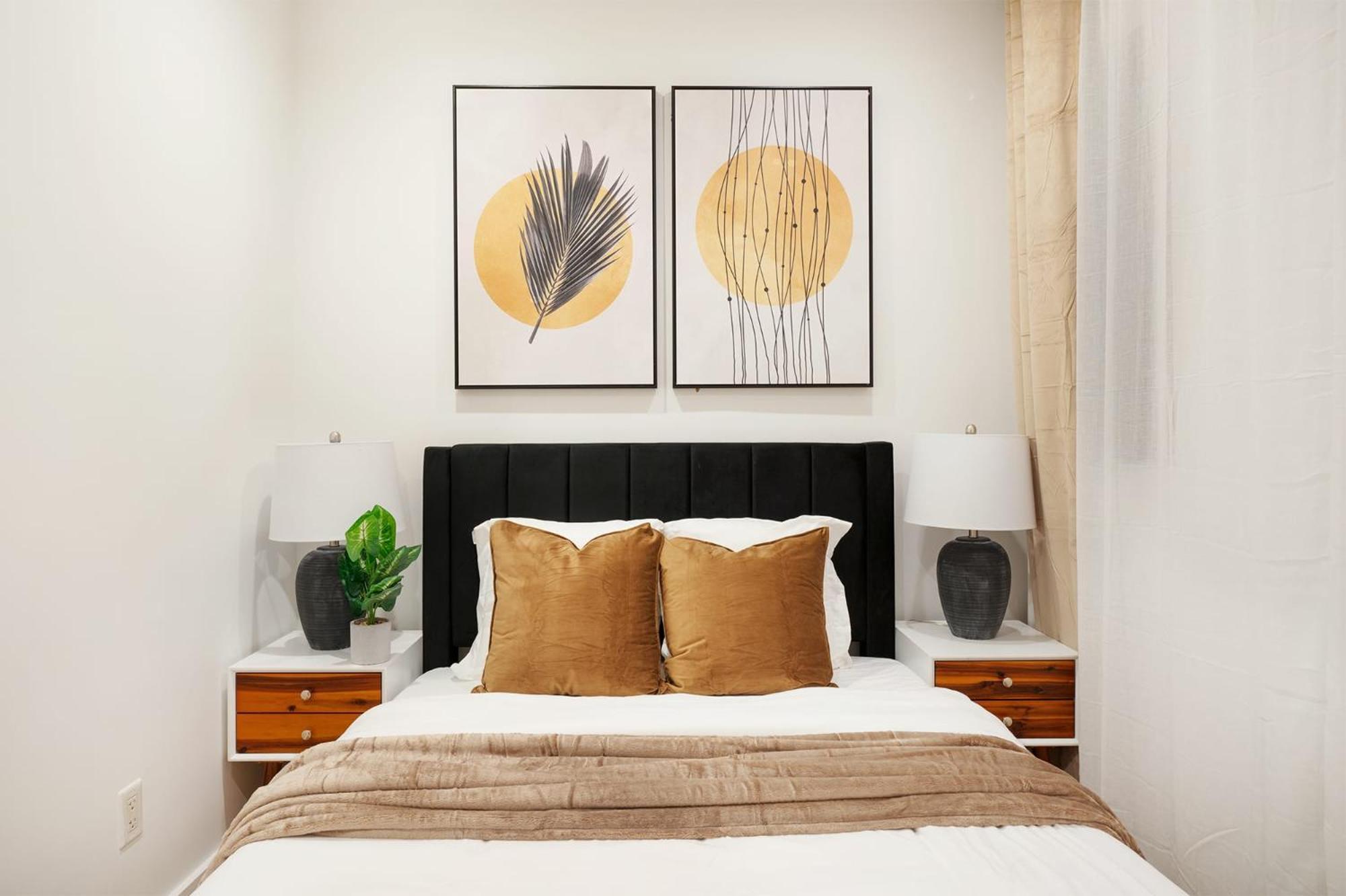 1290-13 Newly Renovated 2 Bedrooms In Ues Apartment *