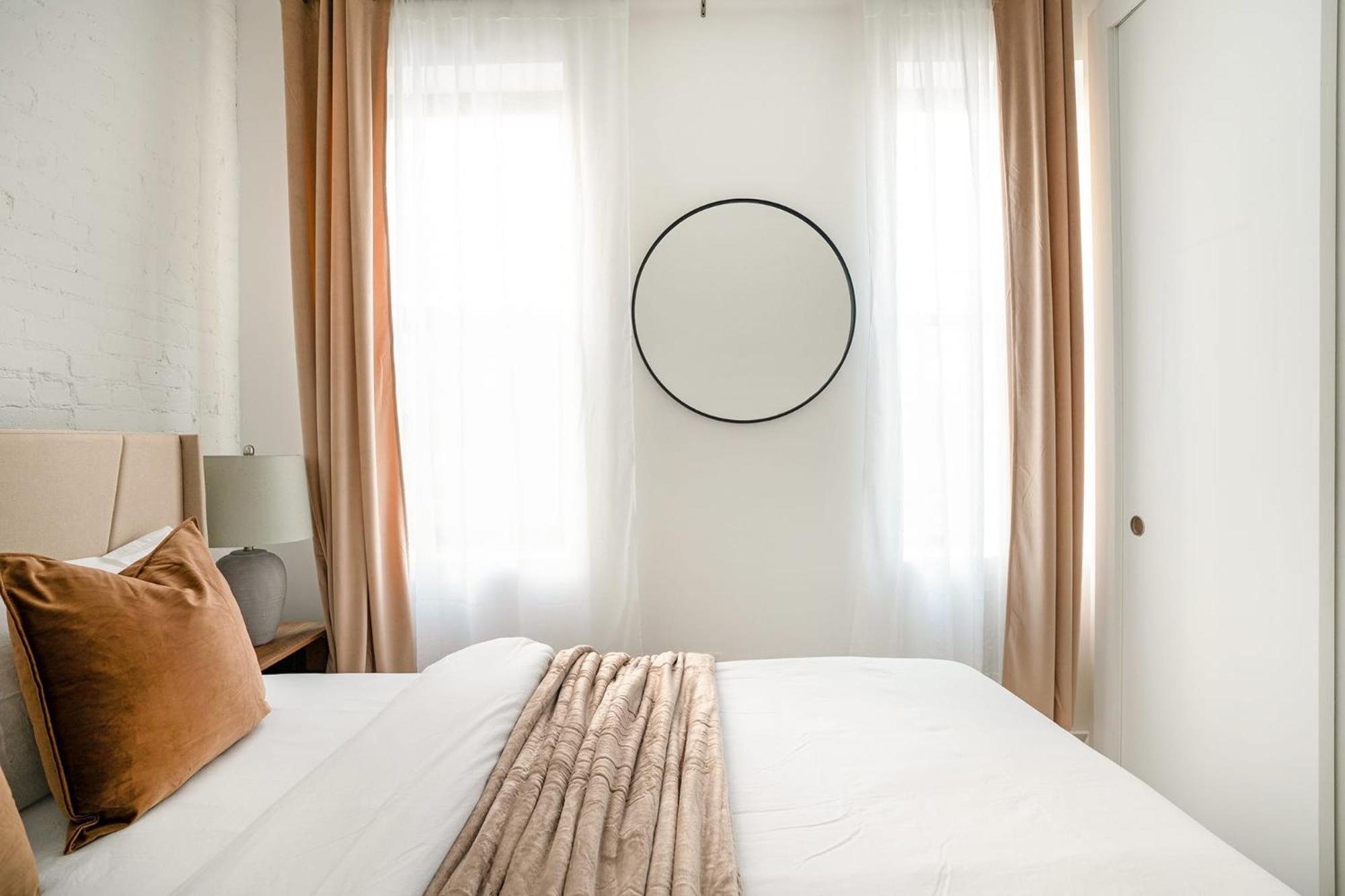 1290-13 Newly Renovated 2 Bedrooms In Ues *