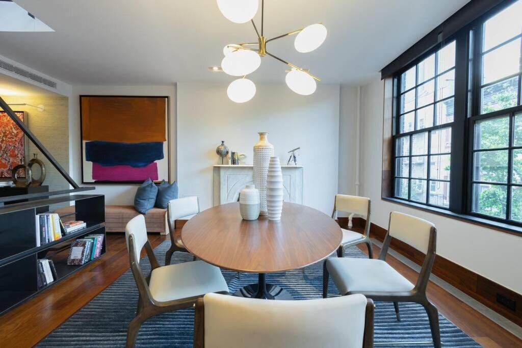 10-3 Designer East Village 3br Triplex Townhouse Appartement *